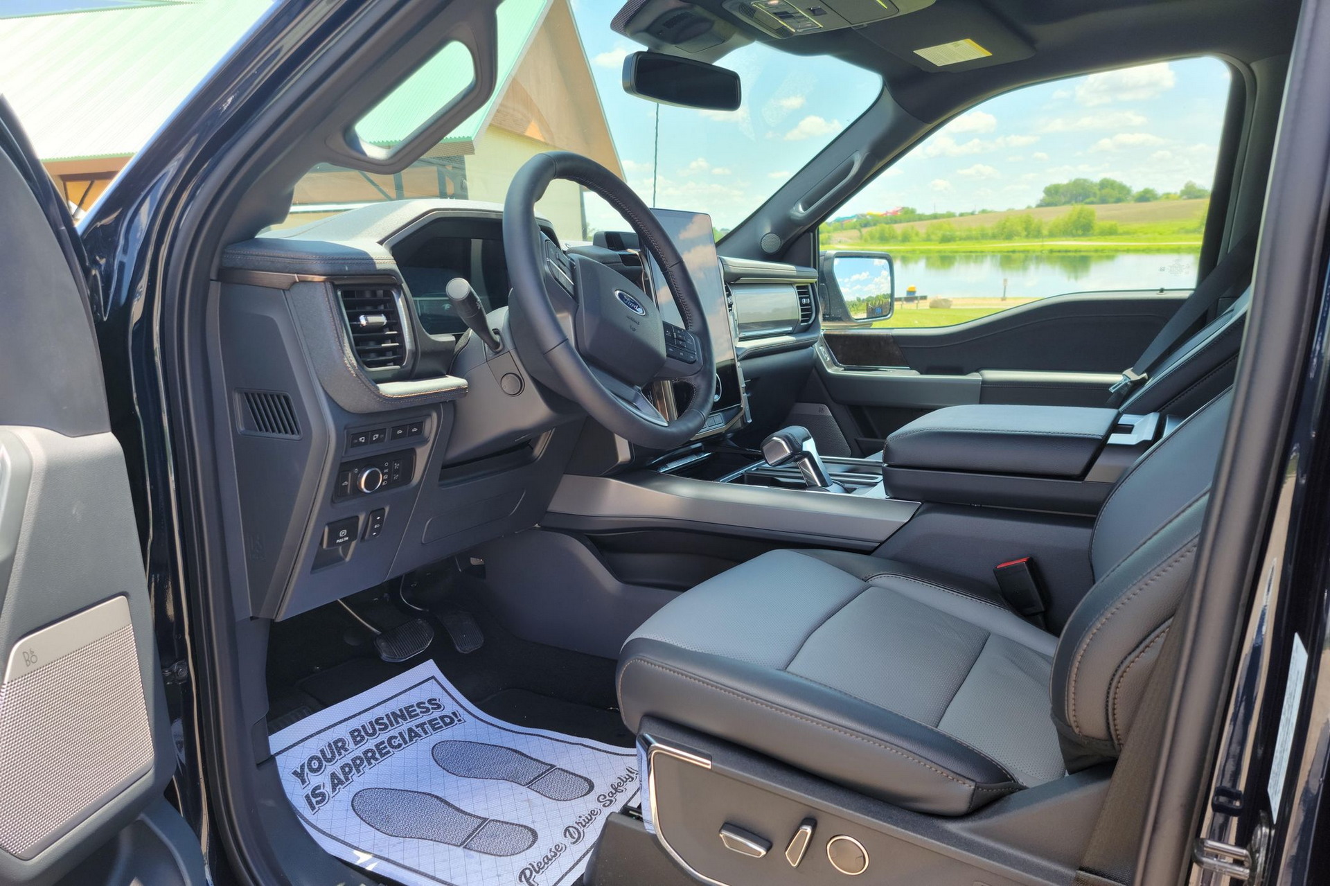 Skip The Line And Buy This 315-Mile Ford F-150 Lightning Up For Auction Right Now