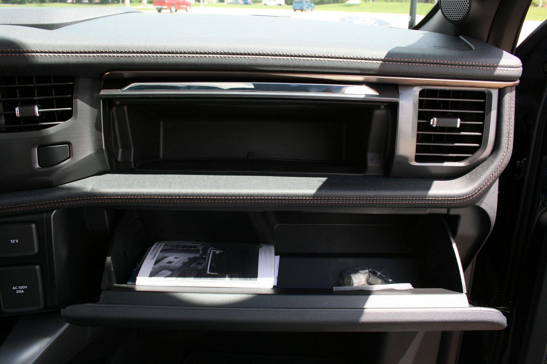 Skip The Line And Buy This 315-Mile Ford F-150 Lightning Up For Auction Right Now