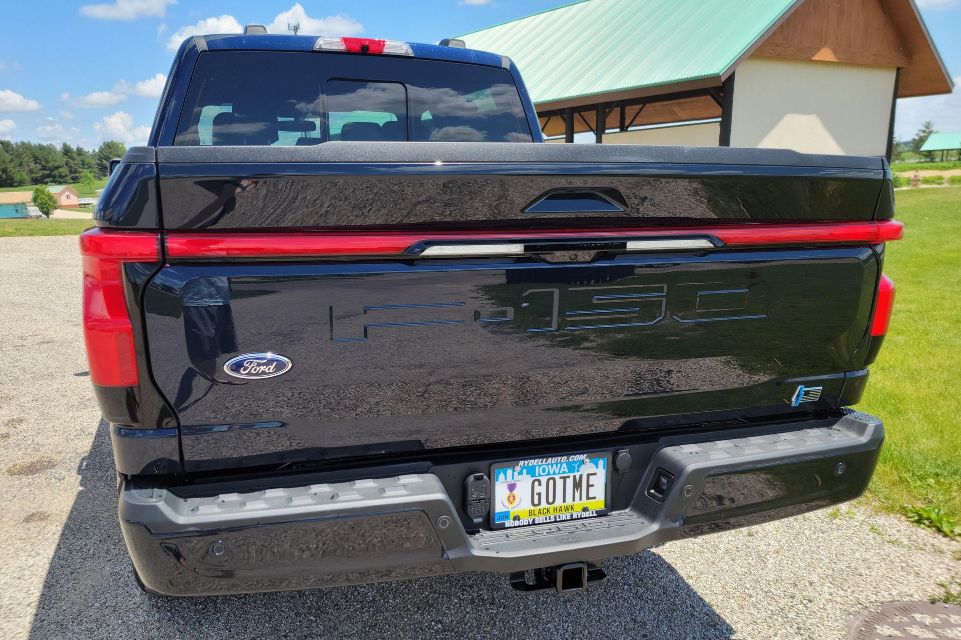 Skip The Line And Buy This 315-Mile Ford F-150 Lightning Up For Auction Right Now