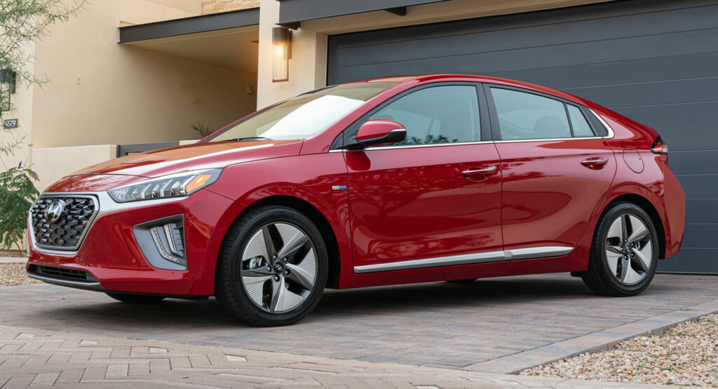 Hyundai Is Killing The Original Ioniq This Summer
