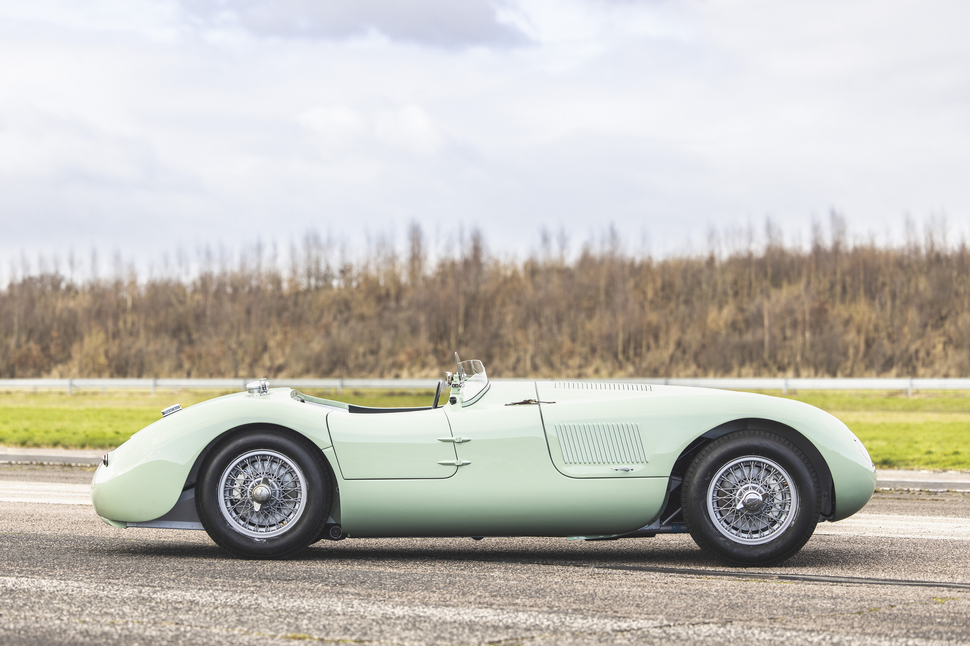 Jaguar Completes First Continuation C-Type On 70th Anniversary Of Reims Grand Prix Victory