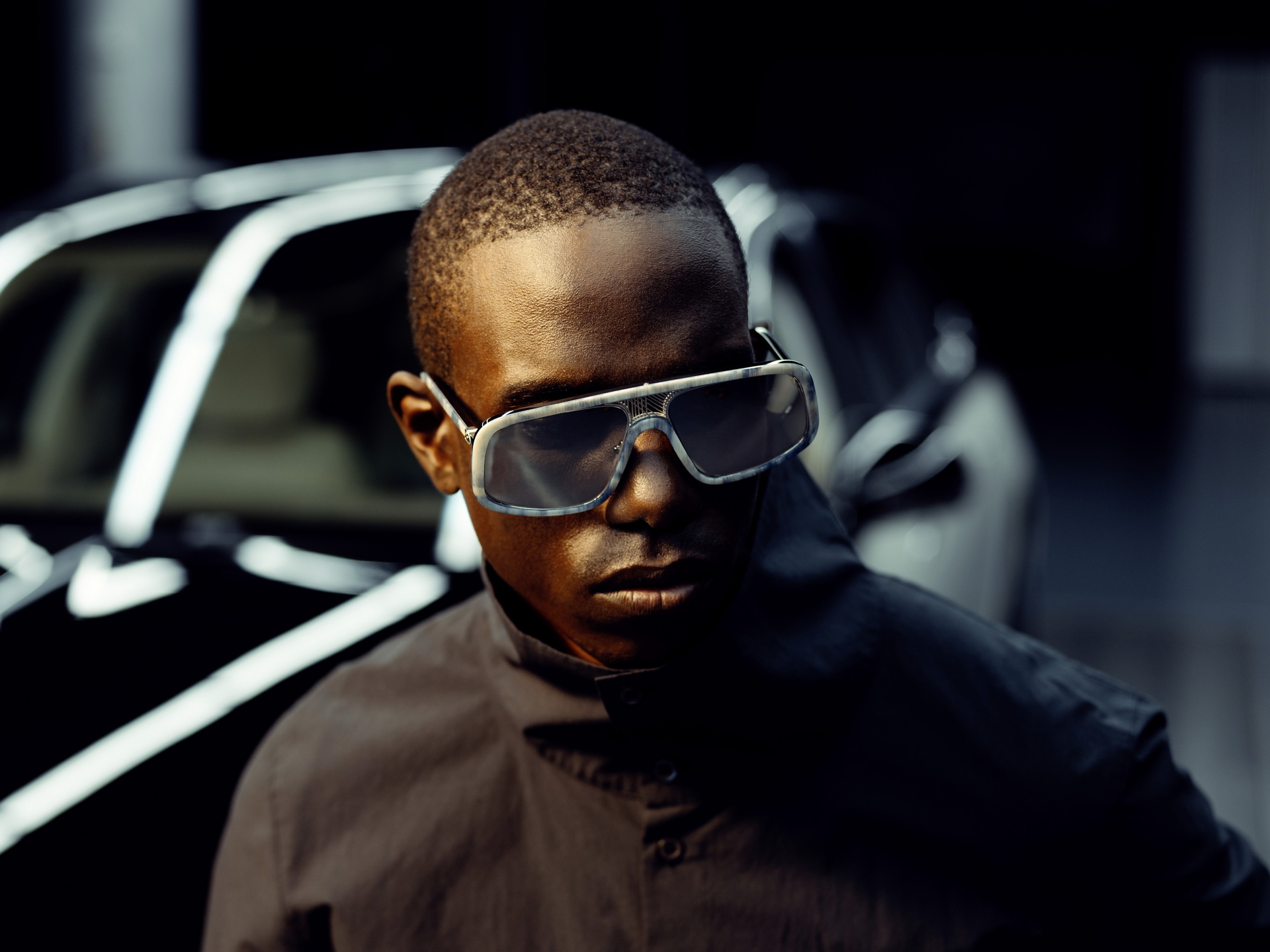 Maybach Designs Ultra Expensive Sunglasses Made Of Gold, Titanium, And The Horn Of A Water Buffalo