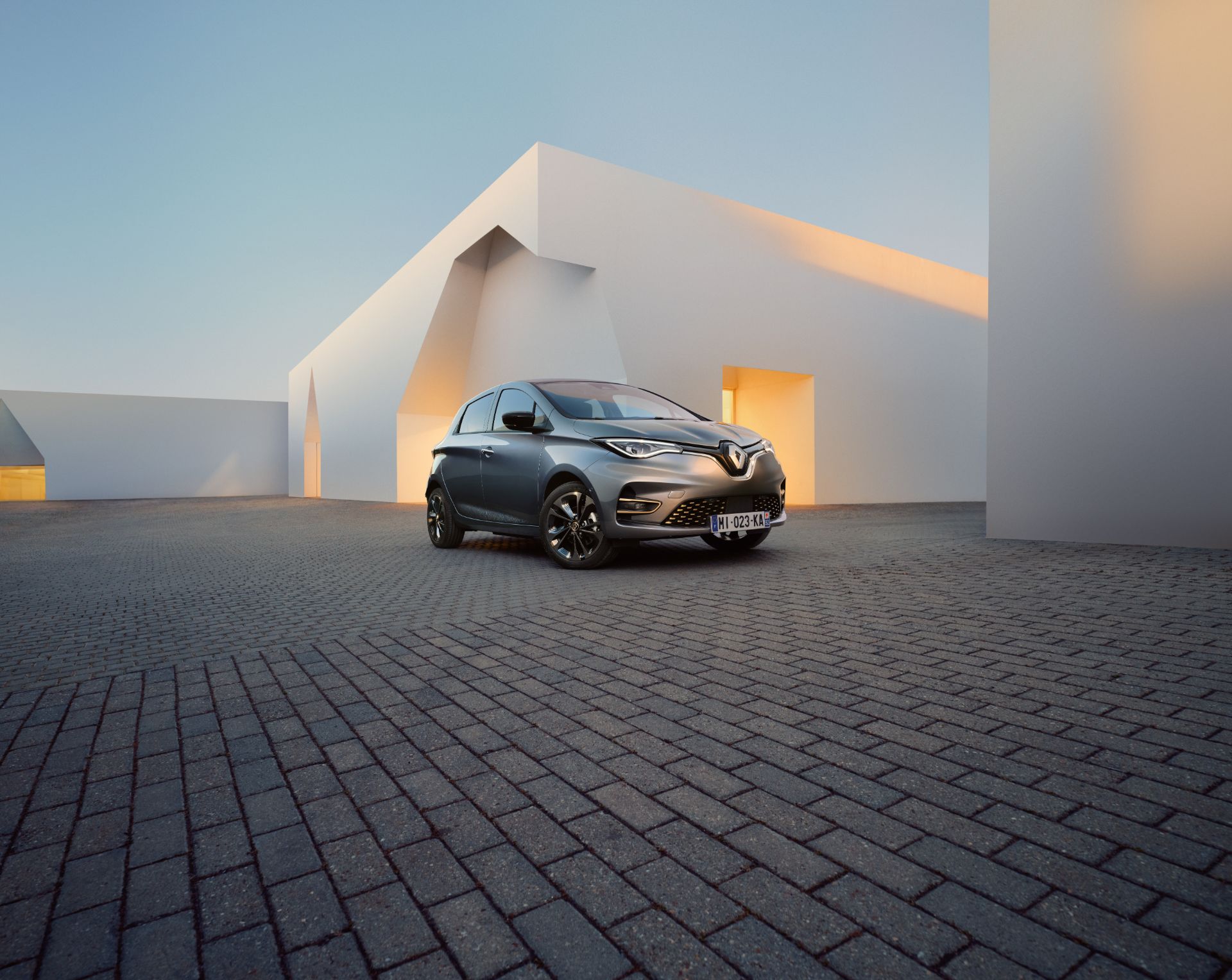 Renault Zoe EV Gets Mild Updates For 2022