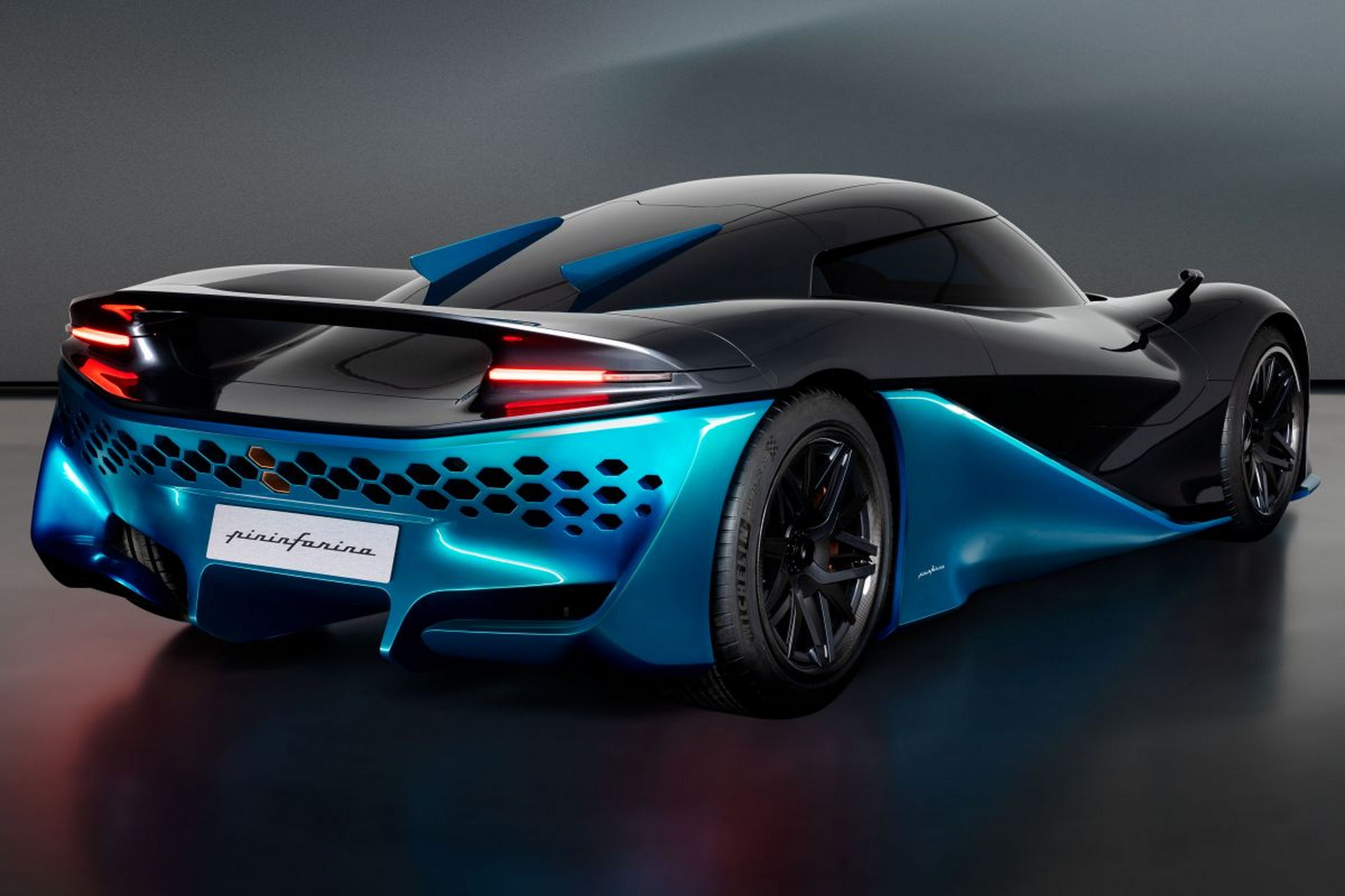 UK’s Viritech Apricale Is A 1,073 Hp Hydrogen Hypercar Designed By Pininfarina