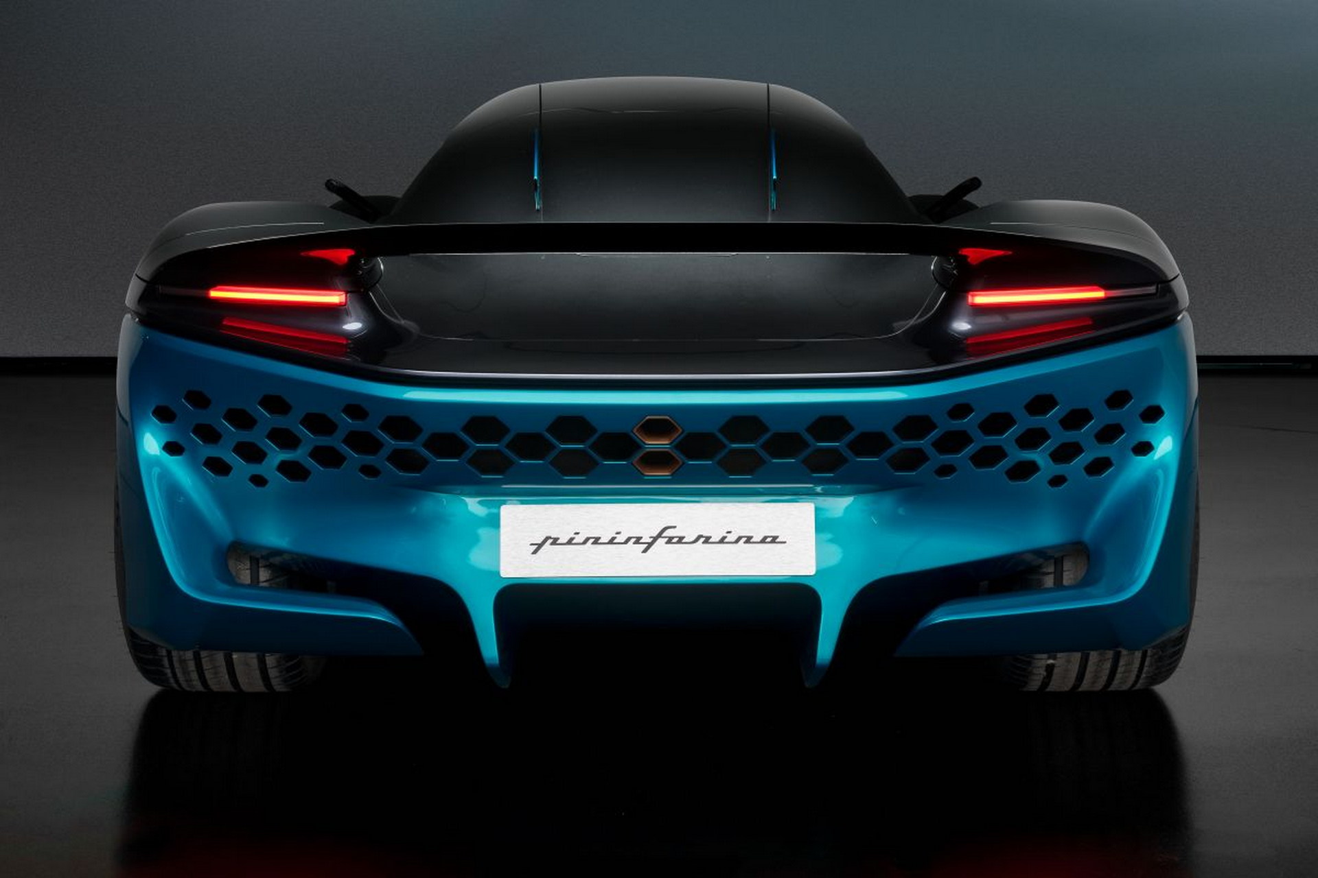 UK’s Viritech Apricale Is A 1,073 Hp Hydrogen Hypercar Designed By Pininfarina