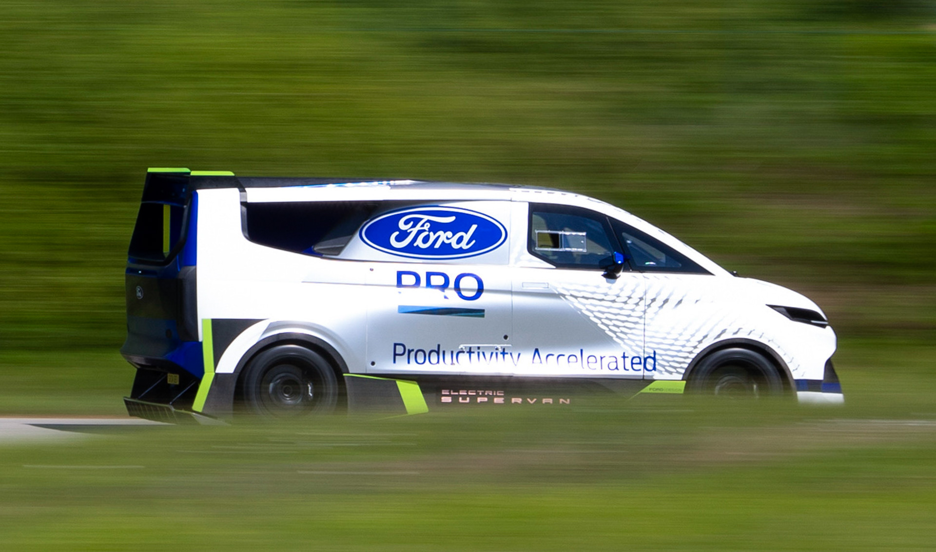 2,000-HP Ford Pro Electric SuperVan Concept Does 60 MPH In Less Than 2 Seconds