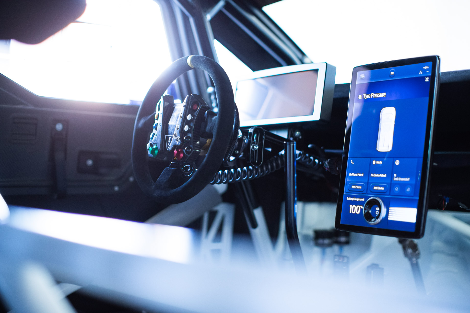 2,000-HP Ford Pro Electric SuperVan Concept Does 60 MPH In Less Than 2 Seconds