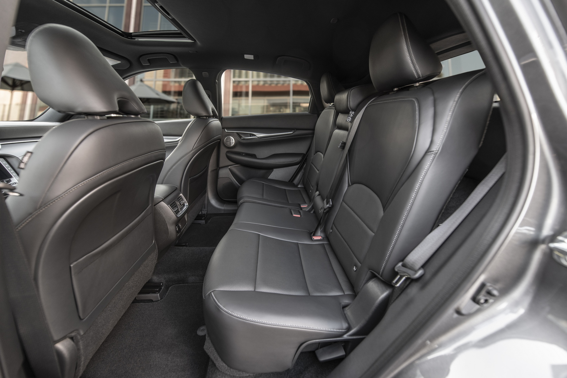 2023 Infiniti QX55 Gets More Standard Features, But It’s $2,650 More Expensive Too