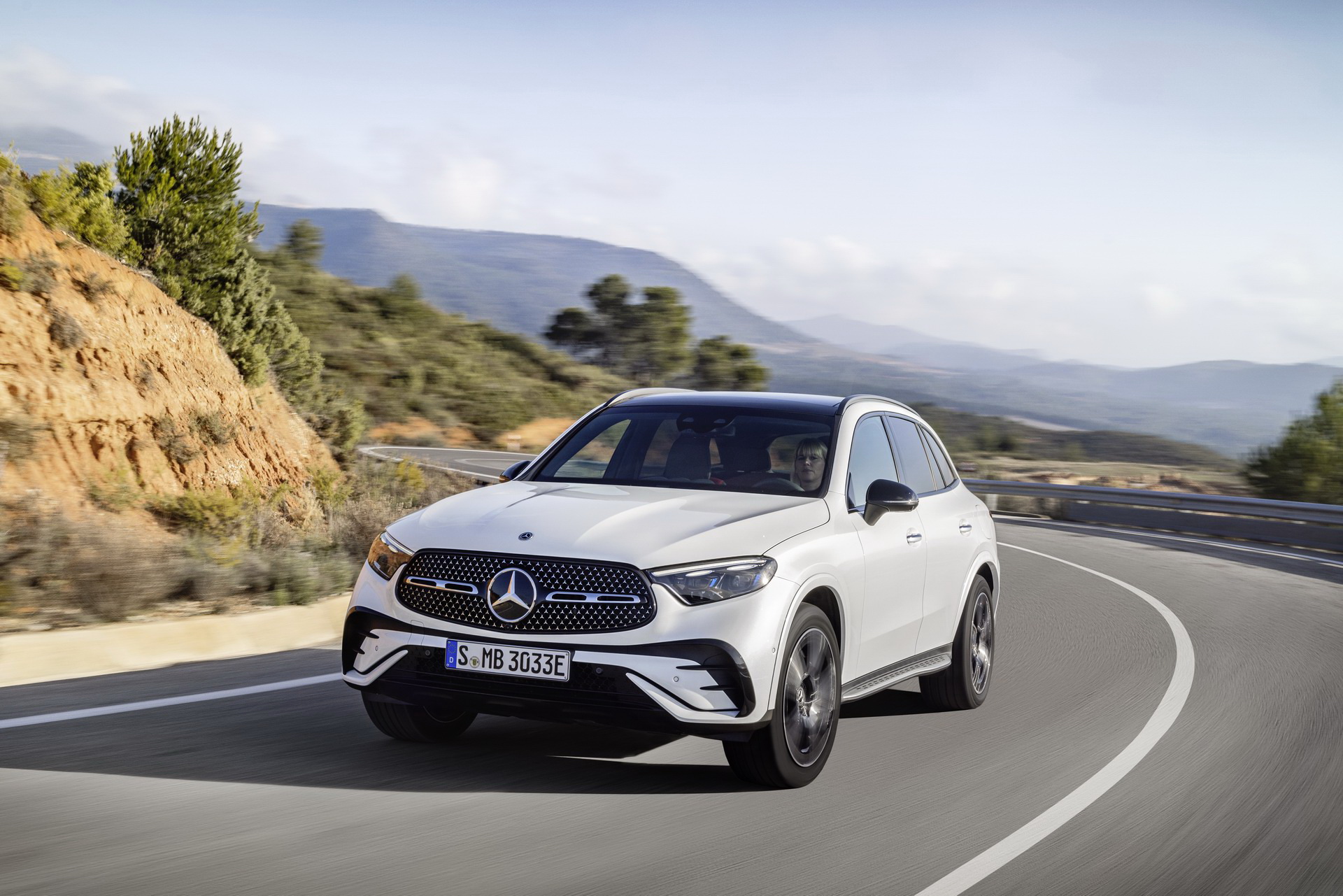 2023 Mercedes-Benz GLC’s European Lineup Detailed, Diesel PHEV Rated Up To… 470 MPG (0.5 L/100km)