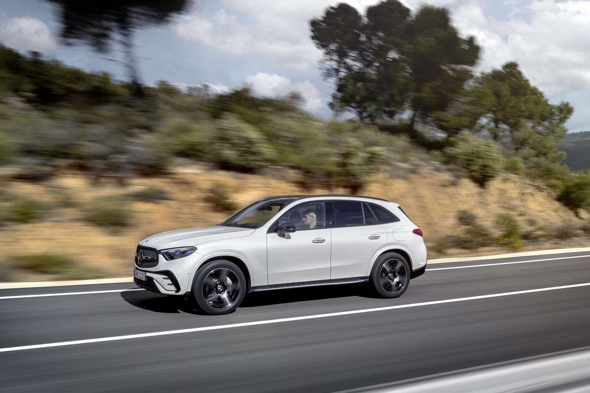 2023 Mercedes-Benz GLC’s European Lineup Detailed, Diesel PHEV Rated Up To… 470 MPG (0.5 L/100km)
