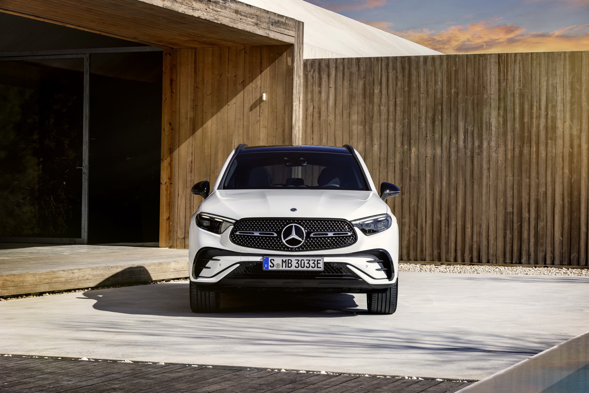 2023 Mercedes-Benz GLC’s European Lineup Detailed, Diesel PHEV Rated Up To… 470 MPG (0.5 L/100km)