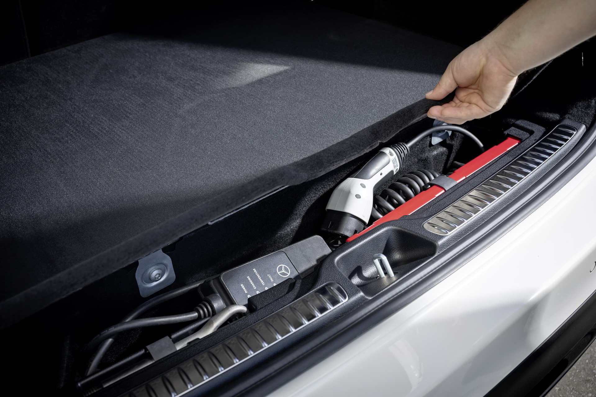 2023 Mercedes-Benz GLC’s European Lineup Detailed, Diesel PHEV Rated Up To… 470 MPG (0.5 L/100km)