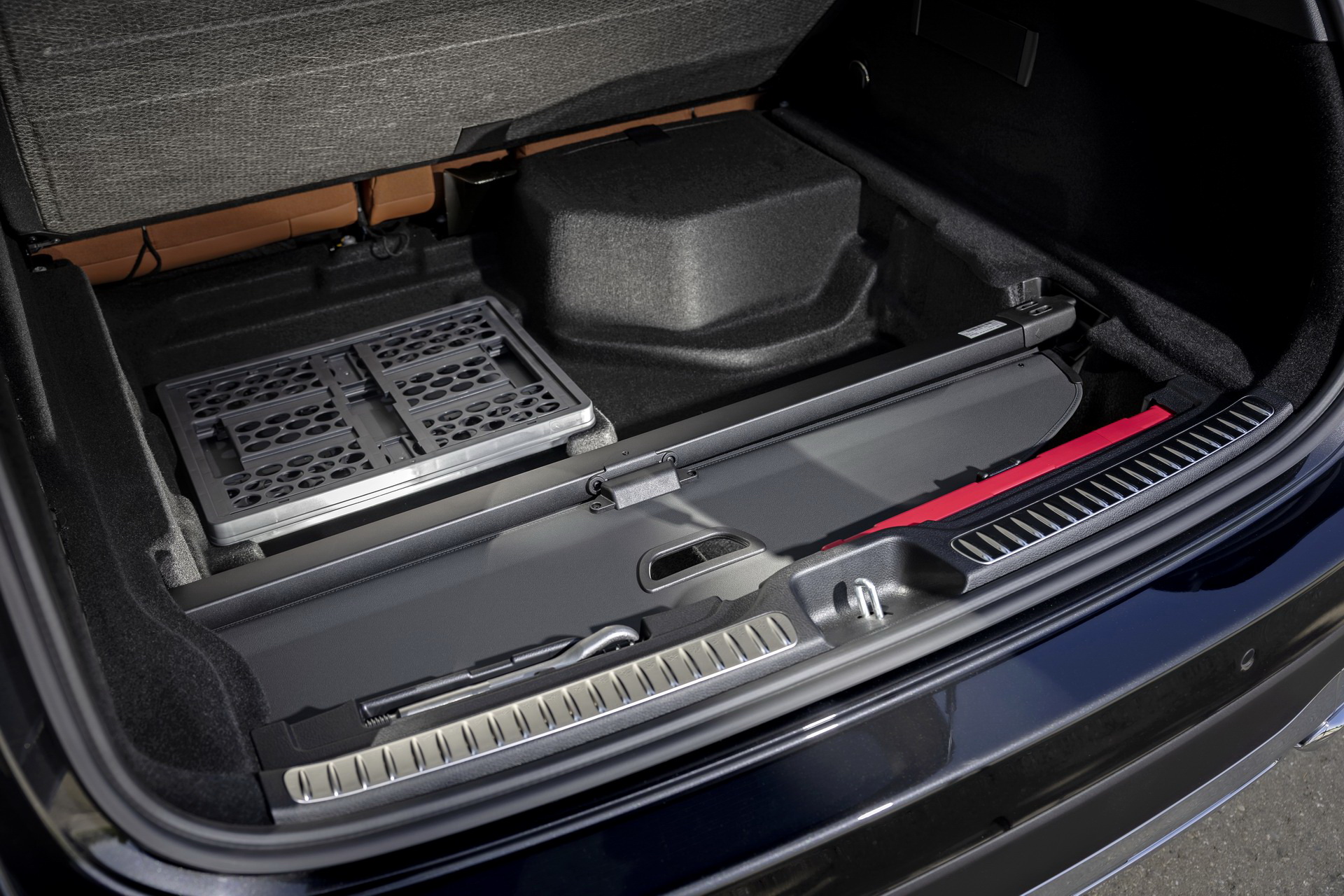 2023 Mercedes-Benz GLC’s European Lineup Detailed, Diesel PHEV Rated Up To… 470 MPG (0.5 L/100km)