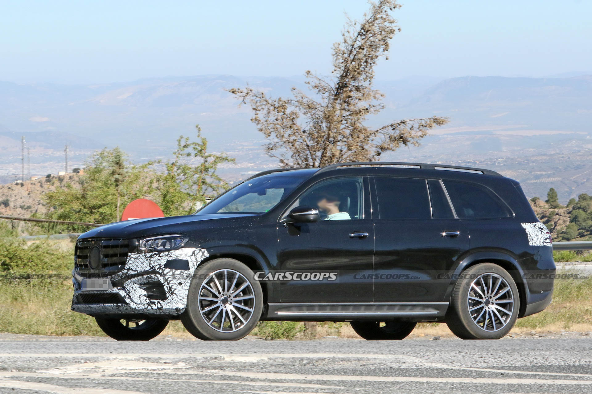 Is The 2024 Mercedes-Benz GLS Switching To Four-Cylinder Power?