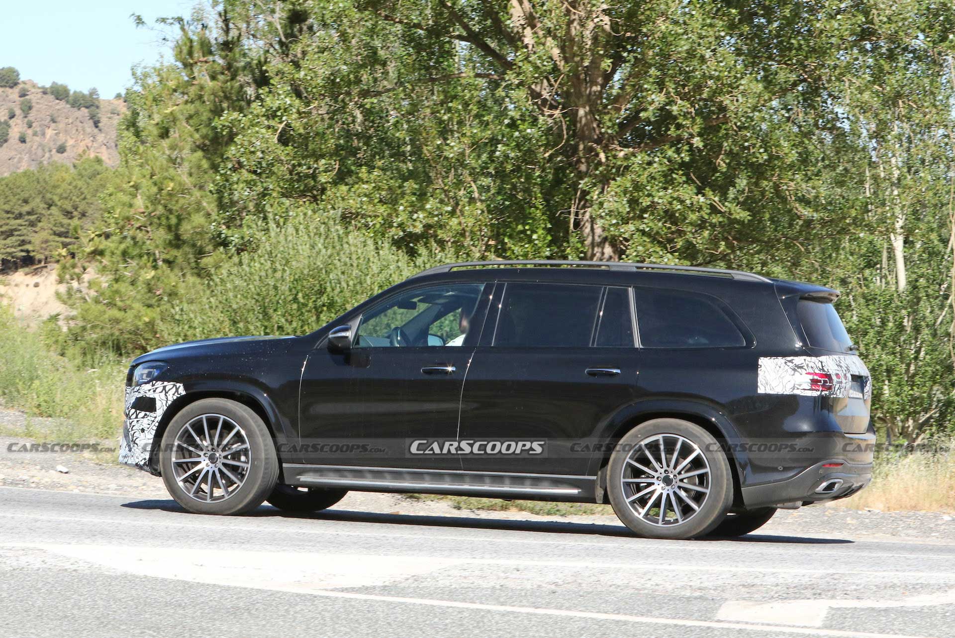 Is The 2024 Mercedes-Benz GLS Switching To Four-Cylinder Power?