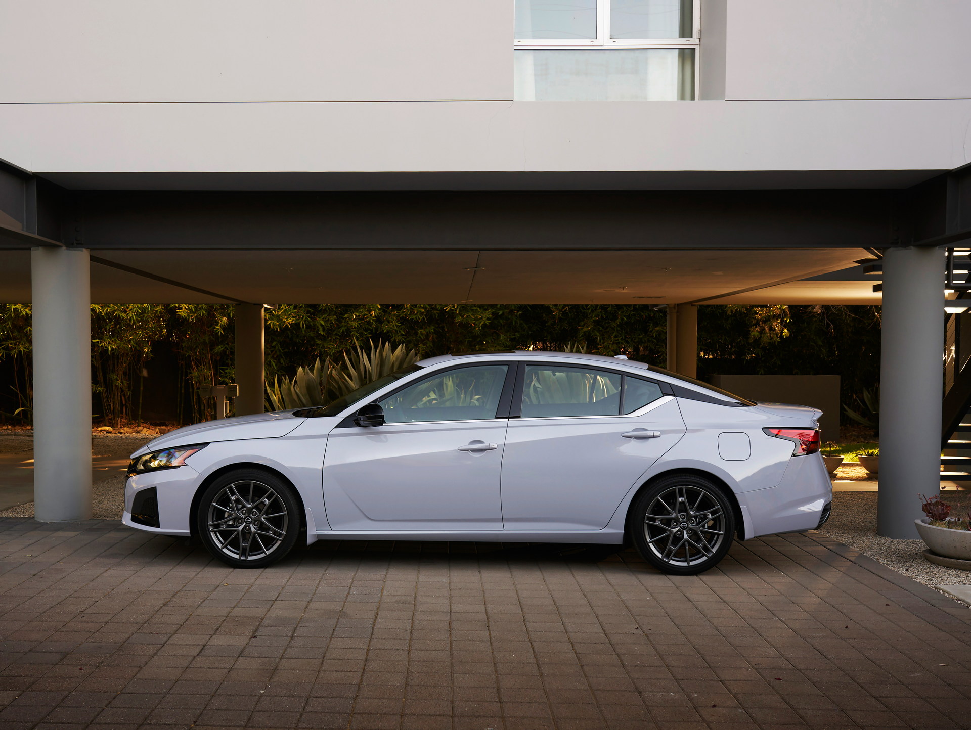 2023 Nissan Altima Debuts With New Grille And Larger Infotainment