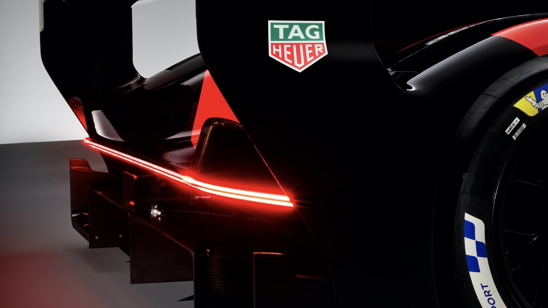 New Porsche 963 Is A 670 HP GTP Hypercar That Will Race At Daytona And Le Mans