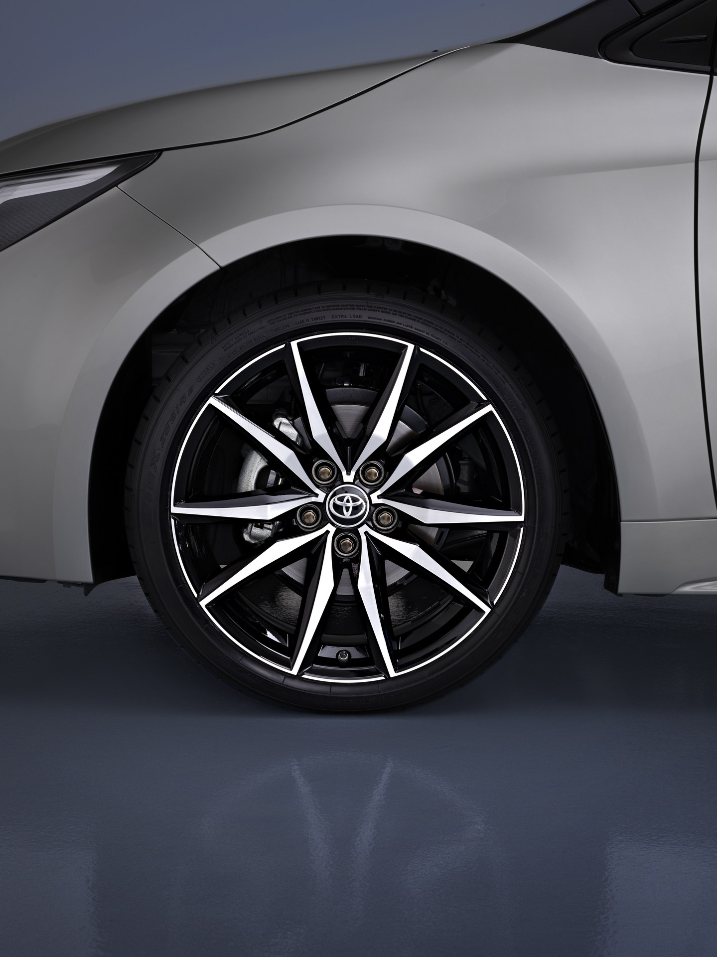 EU-Spec 2023 Toyota Corolla Gains Improved Hybrid System And Mild Tech Upgrades