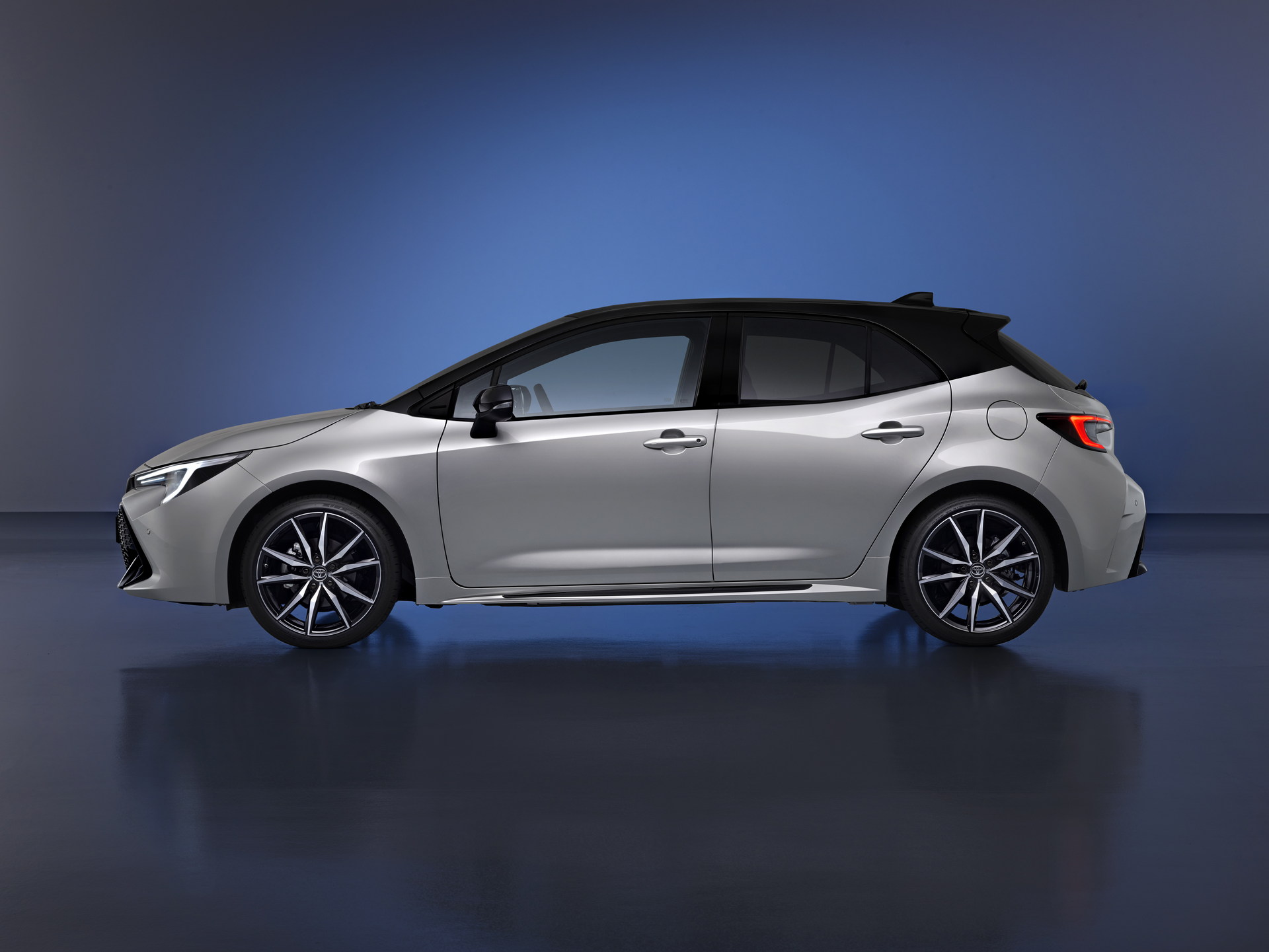 EU-Spec 2023 Toyota Corolla Gains Improved Hybrid System And Mild Tech Upgrades