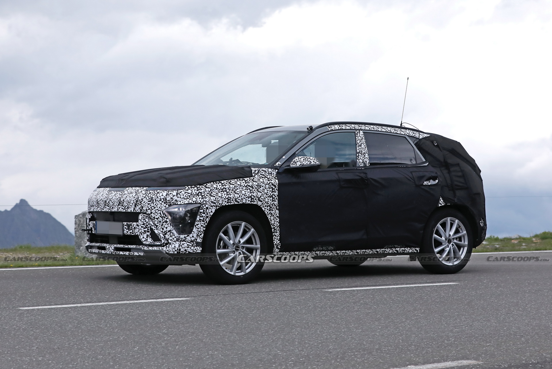 2024 Hyundai Kona Will Have Front Light Bar Just Like The Staria