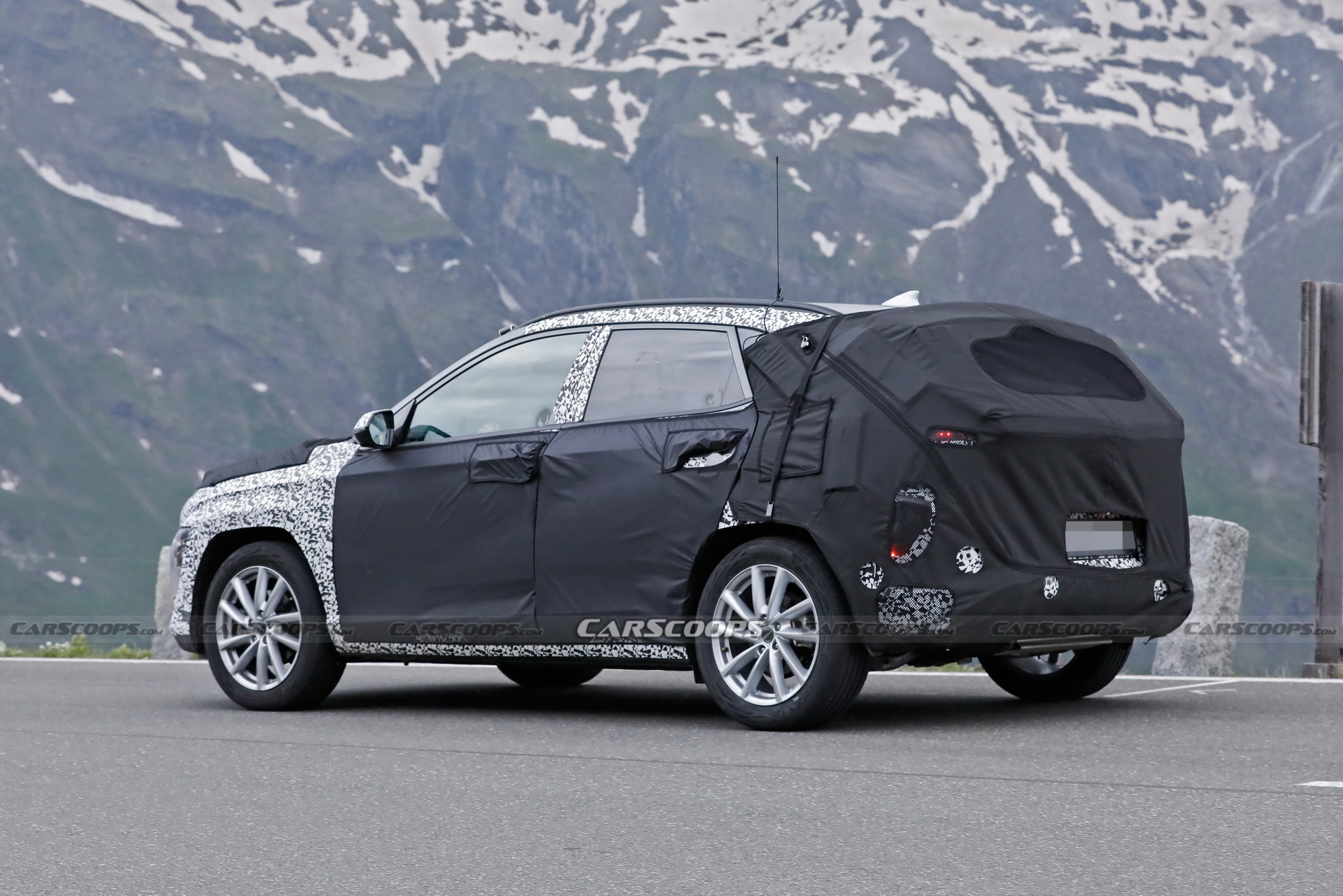 2024 Hyundai Kona Will Have Front Light Bar Just Like The Staria