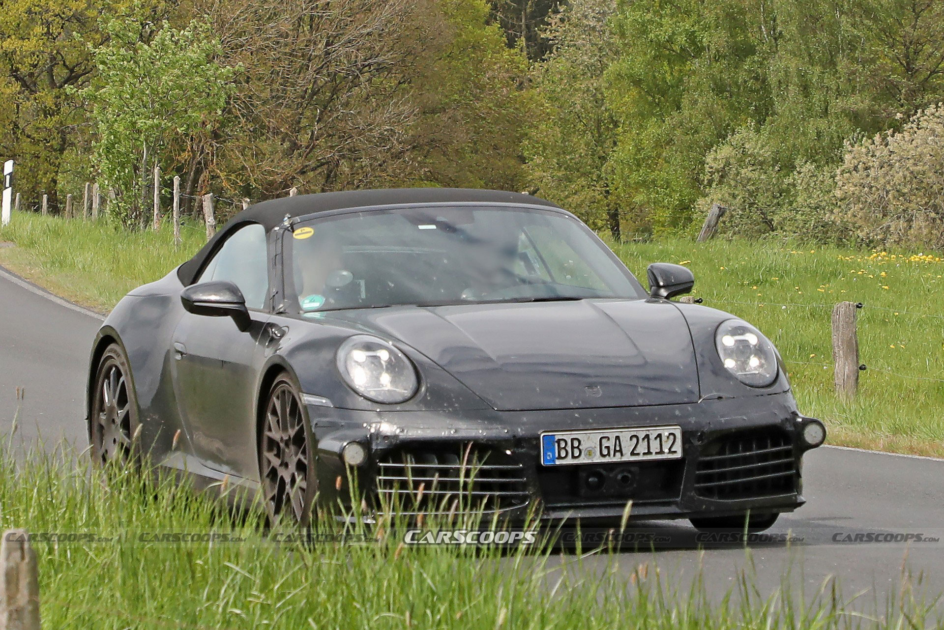 2024 Porsche 911 Spied Inside And Out, Will Sport Fully Digital Instrument Cluster