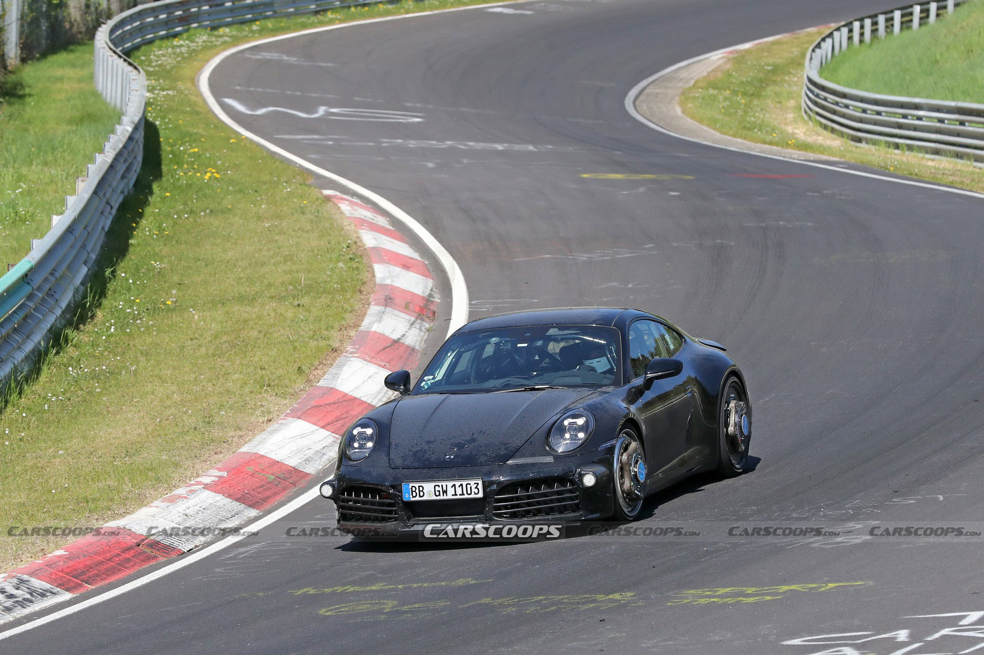 2024 Porsche 911 Spied Inside And Out, Will Sport Fully Digital Instrument Cluster