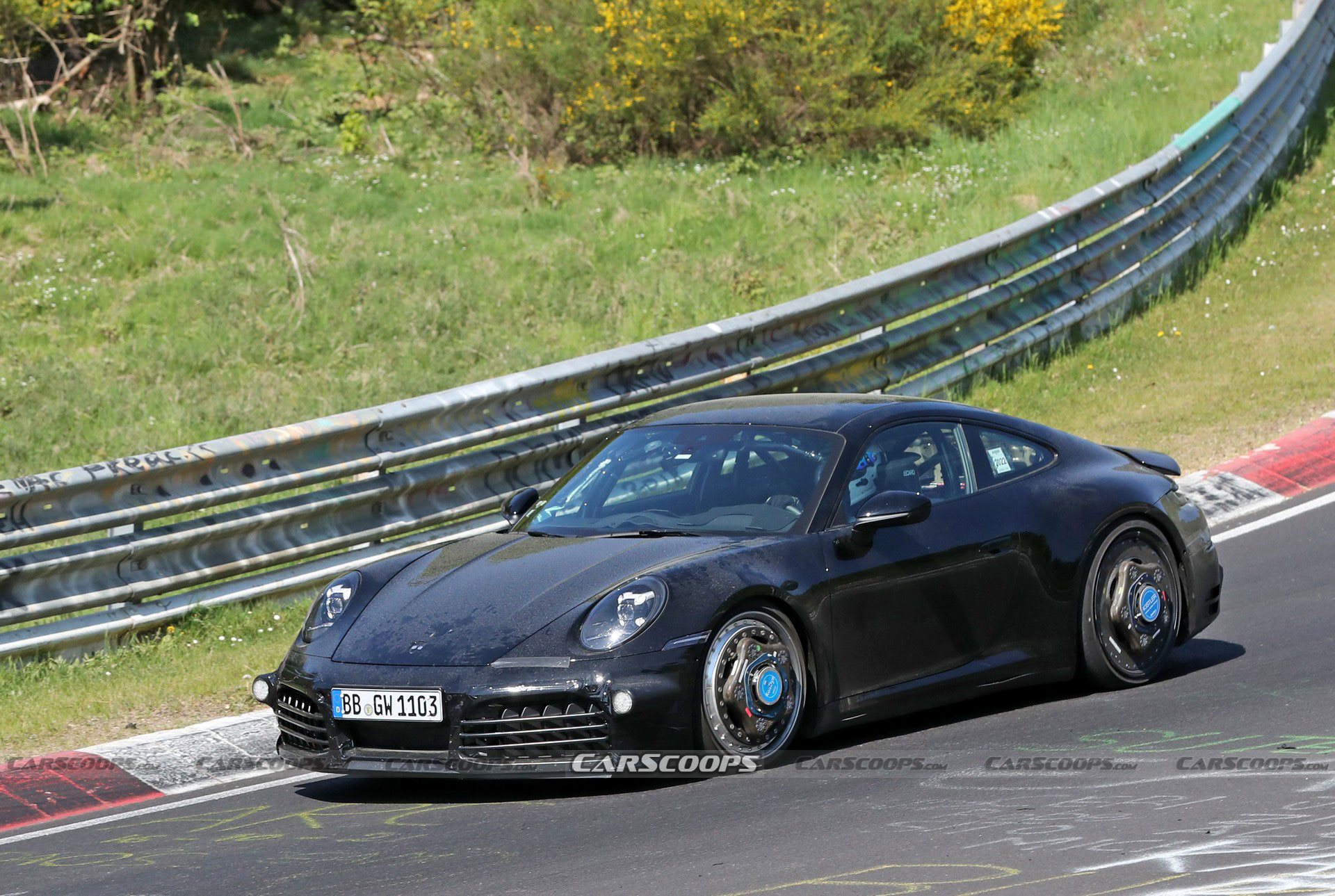 2024 Porsche 911 Spied Inside And Out, Will Sport Fully Digital Instrument Cluster