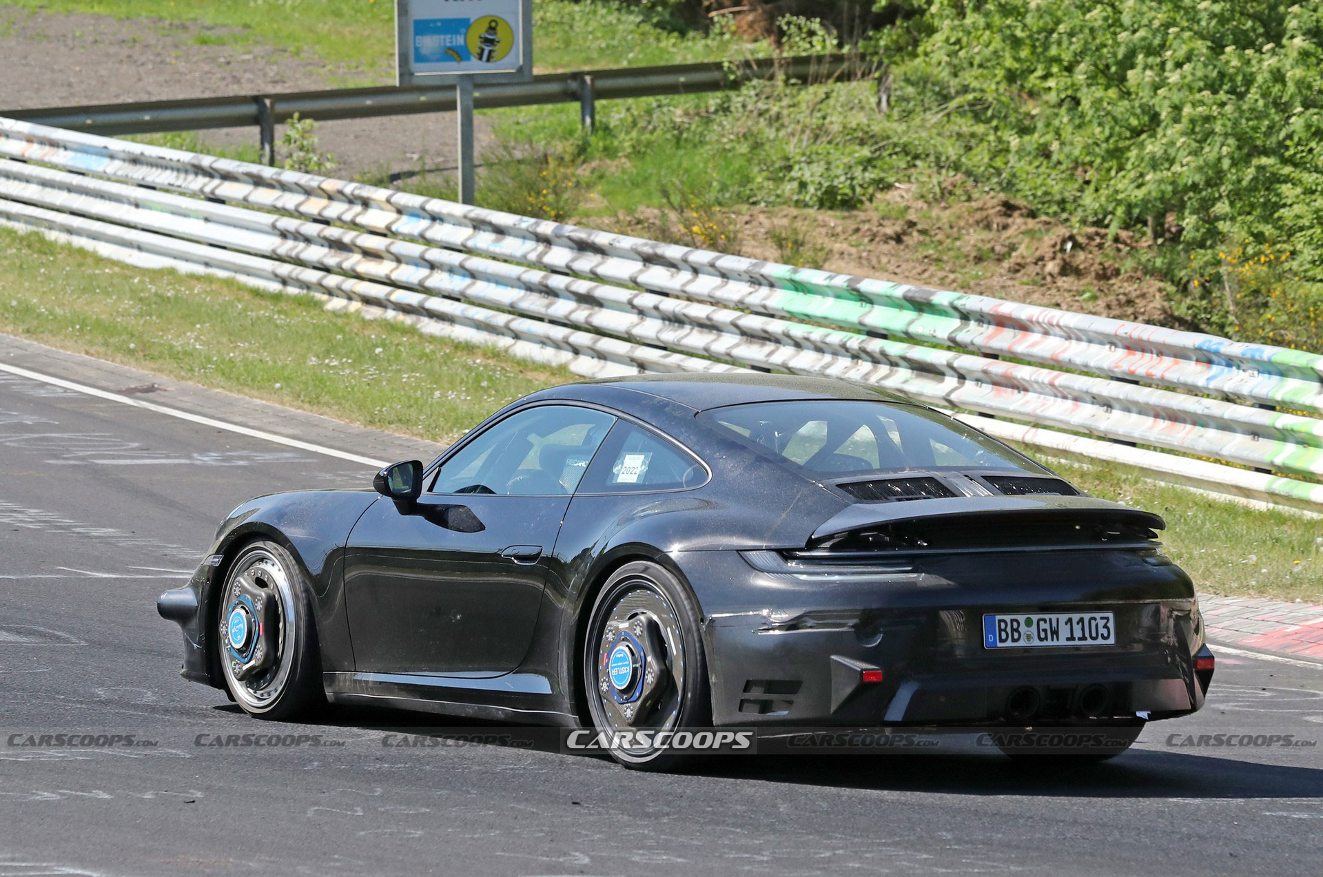 2024 Porsche 911 Spied Inside And Out, Will Sport Fully Digital Instrument Cluster