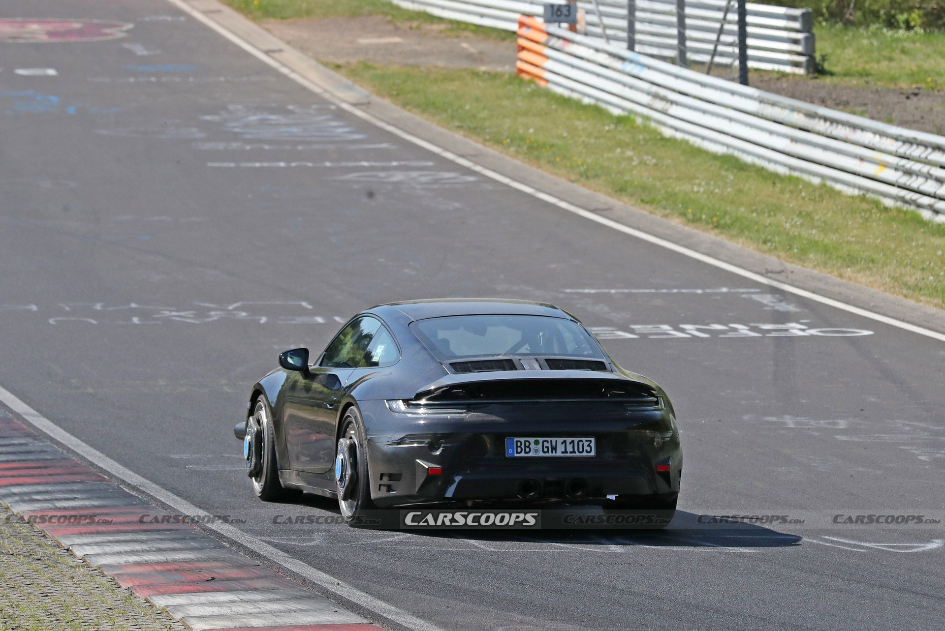 2024 Porsche 911 Spied Inside And Out, Will Sport Fully Digital Instrument Cluster