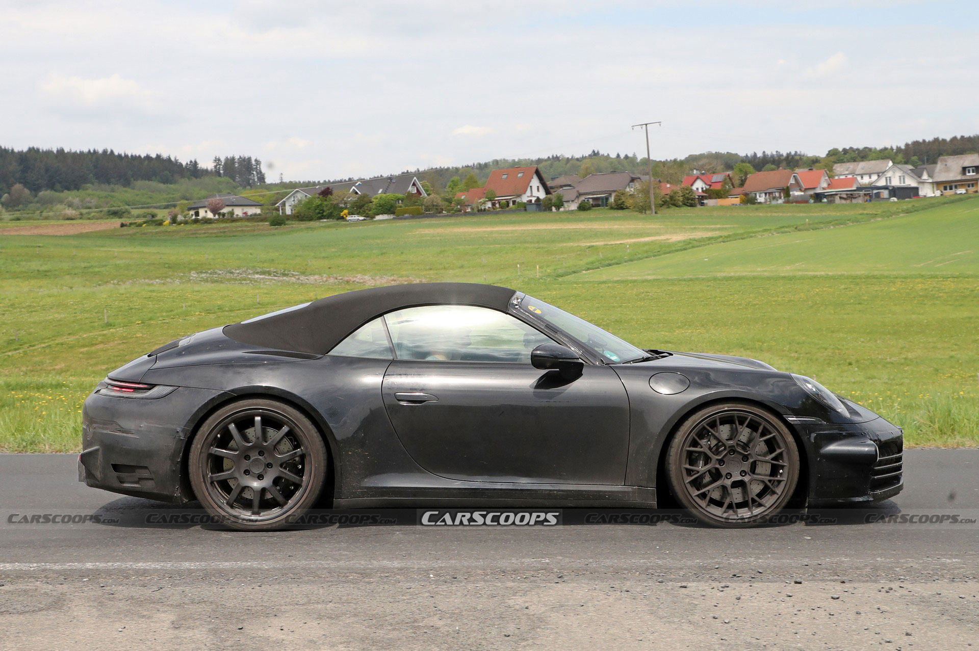 2024 Porsche 911 Spied Inside And Out, Will Sport Fully Digital Instrument Cluster