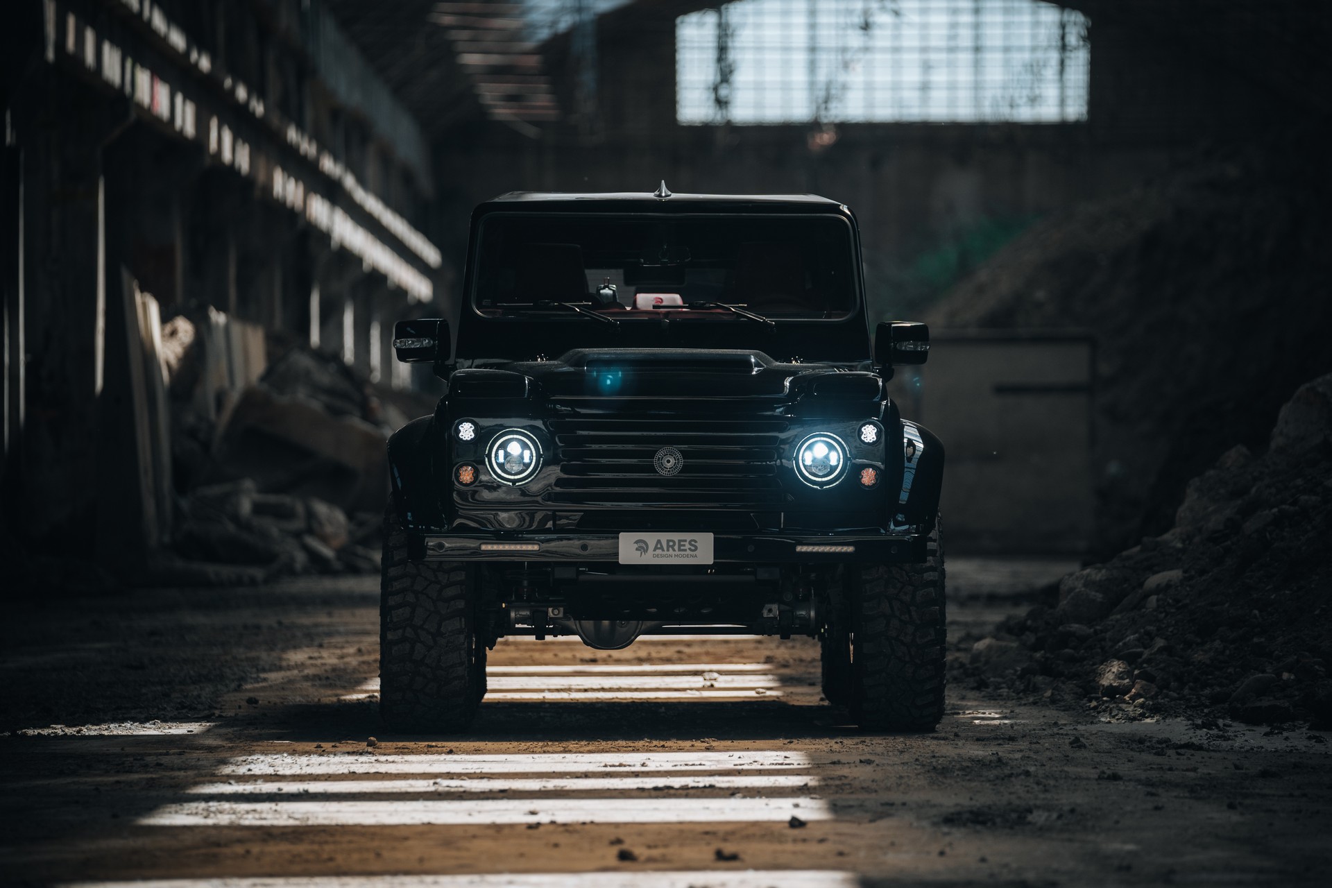 Ares Design’s $250k Defender V8 Hardtop Adds Luxury And A V8 Engine