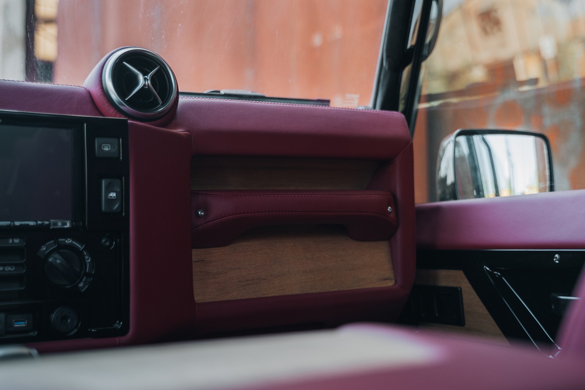 Ares Design’s $250k Defender V8 Hardtop Adds Luxury And A V8 Engine