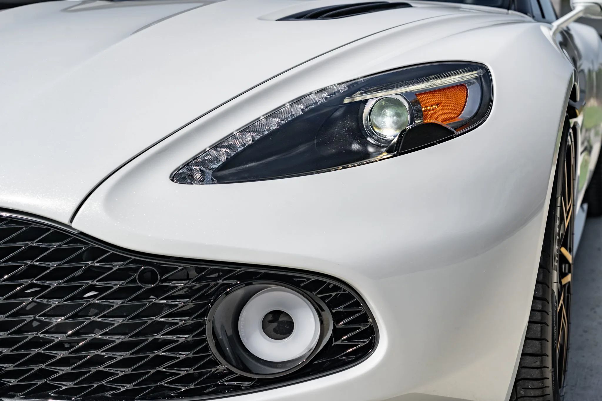 Does This Aston Martin Vanquish Zagato Shooting Brake Have Any Chance Of Cracking The $1M Mark?