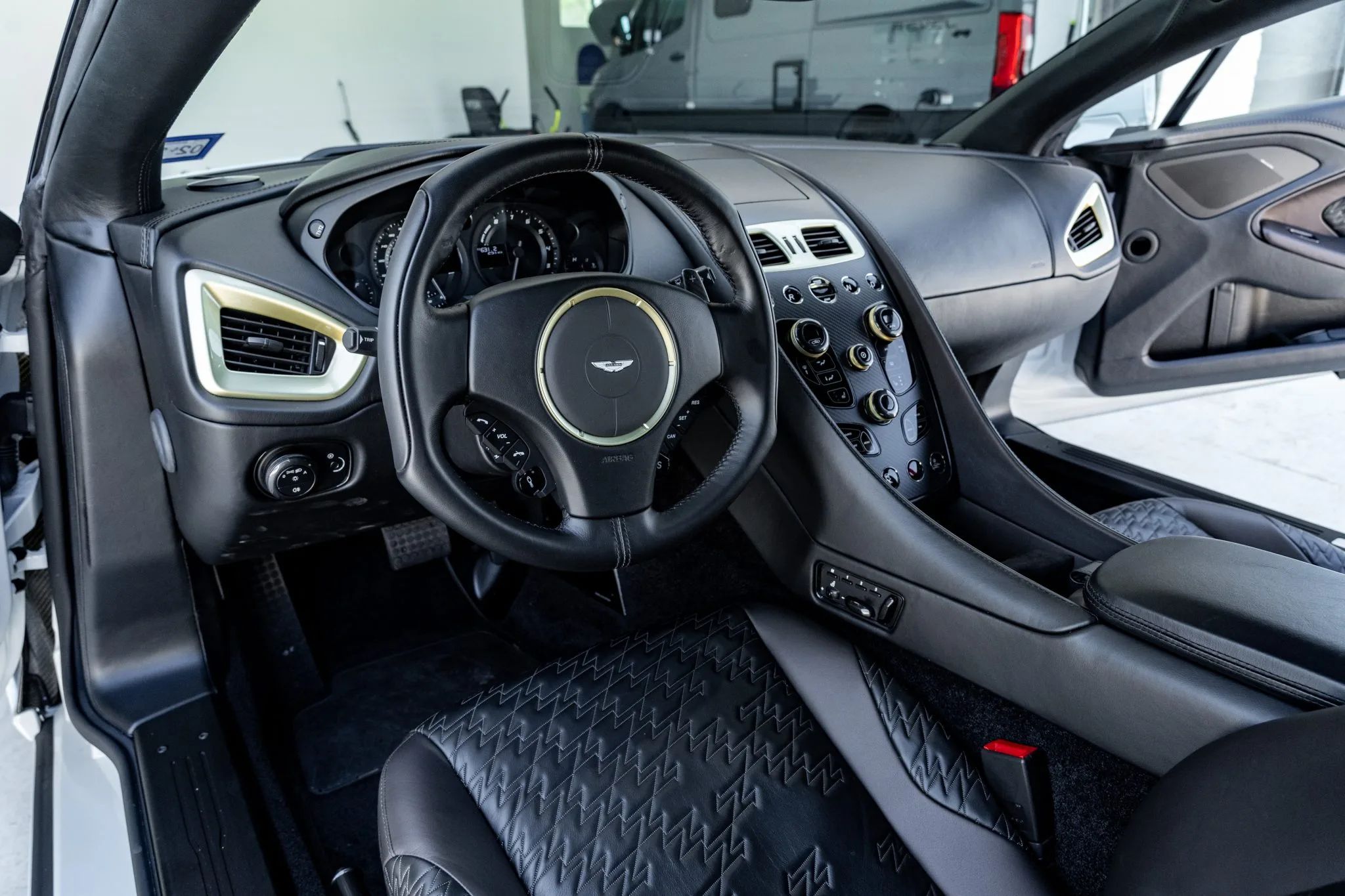 Does This Aston Martin Vanquish Zagato Shooting Brake Have Any Chance Of Cracking The $1M Mark?