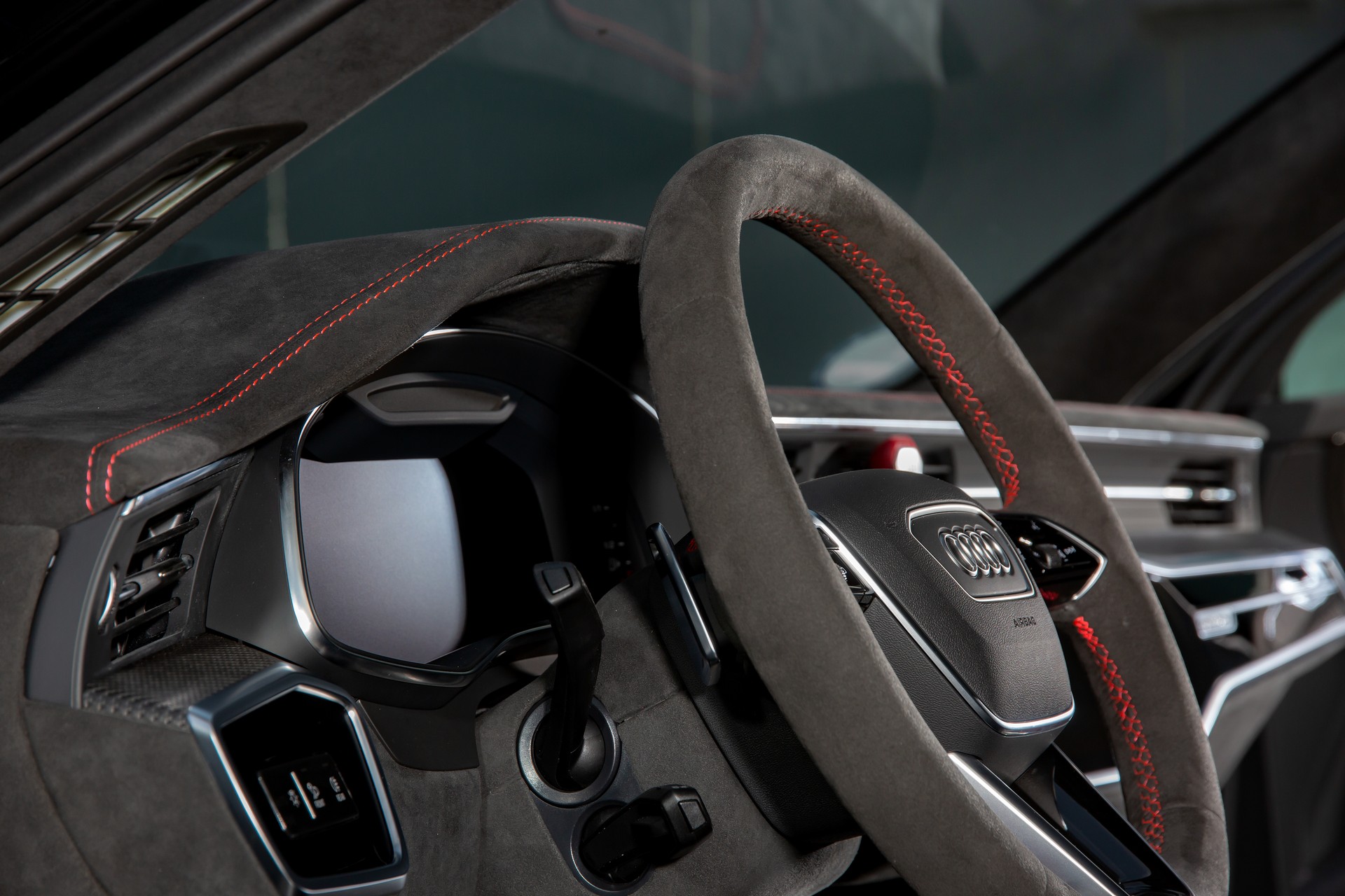 Alcantara Trim Has Transformed The Cabin Of This Audi RS6 Avant