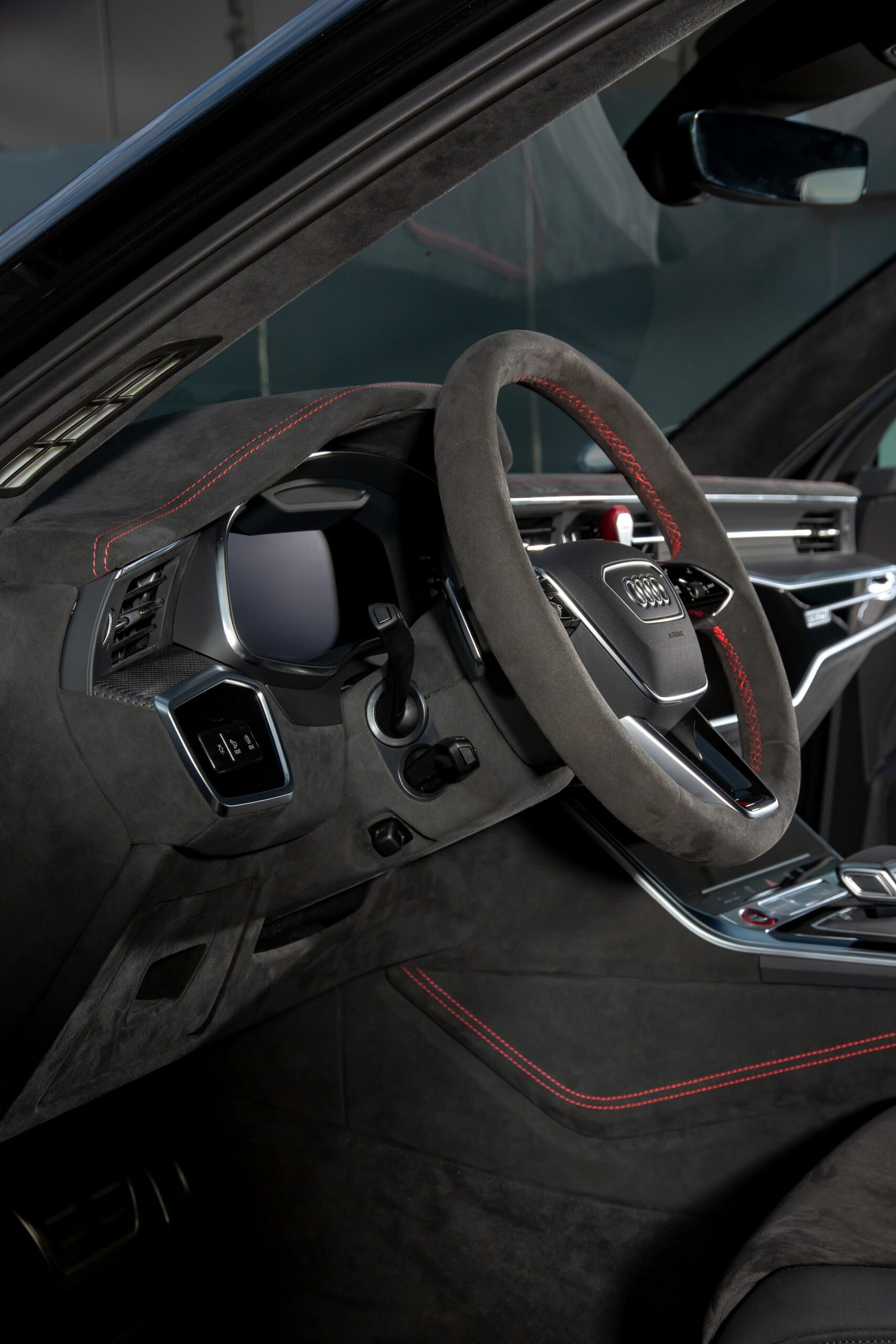 Alcantara Trim Has Transformed The Cabin Of This Audi RS6 Avant