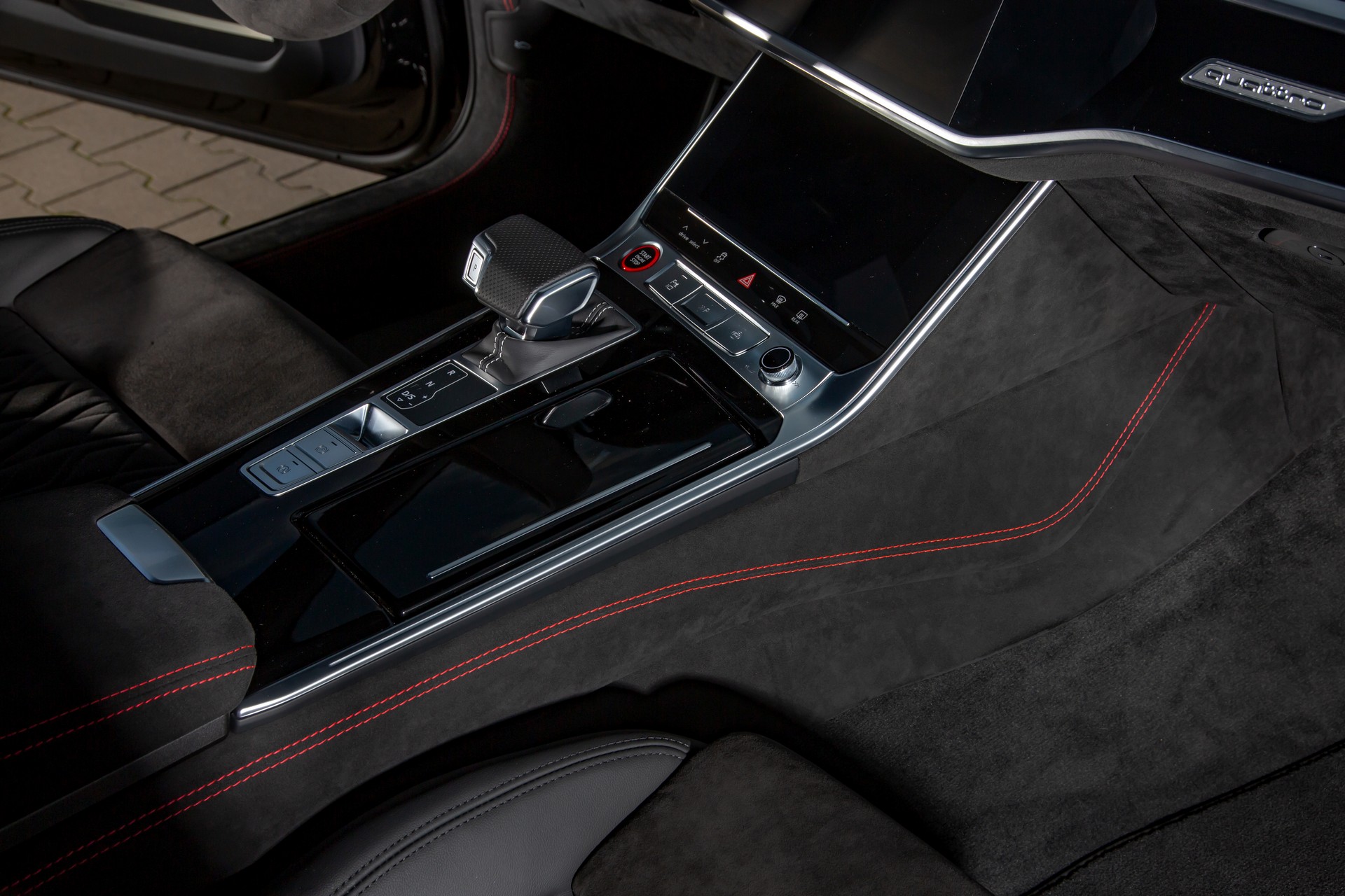 Alcantara Trim Has Transformed The Cabin Of This Audi RS6 Avant