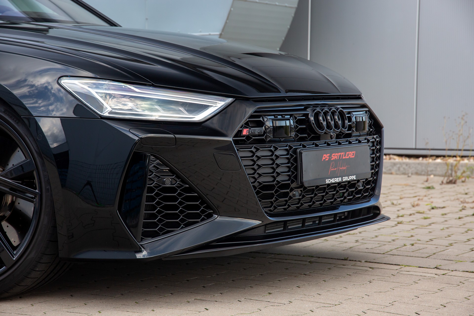 Alcantara Trim Has Transformed The Cabin Of This Audi RS6 Avant