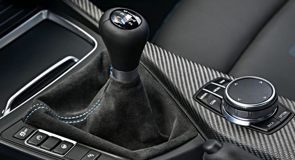  BMW M To Keep Manual Gearbox Option Alive, But For How Long?