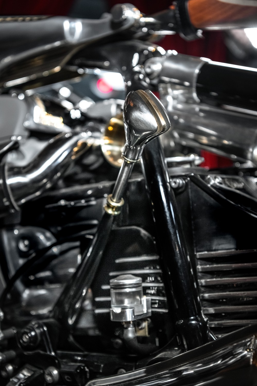 New BMW Motorrad R18 Magnifica Chopper Is A Piece Of Art