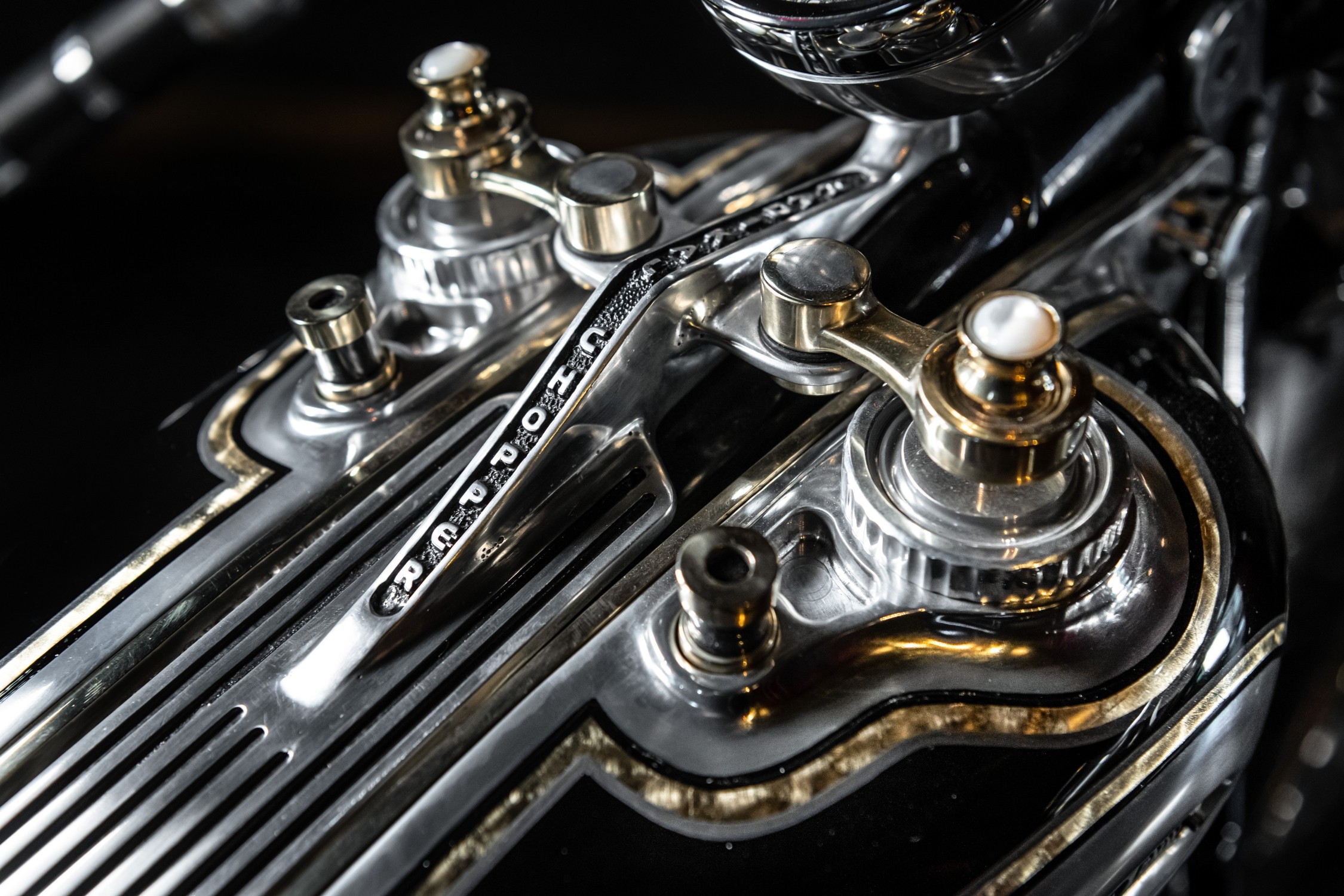 New BMW Motorrad R18 Magnifica Chopper Is A Piece Of Art