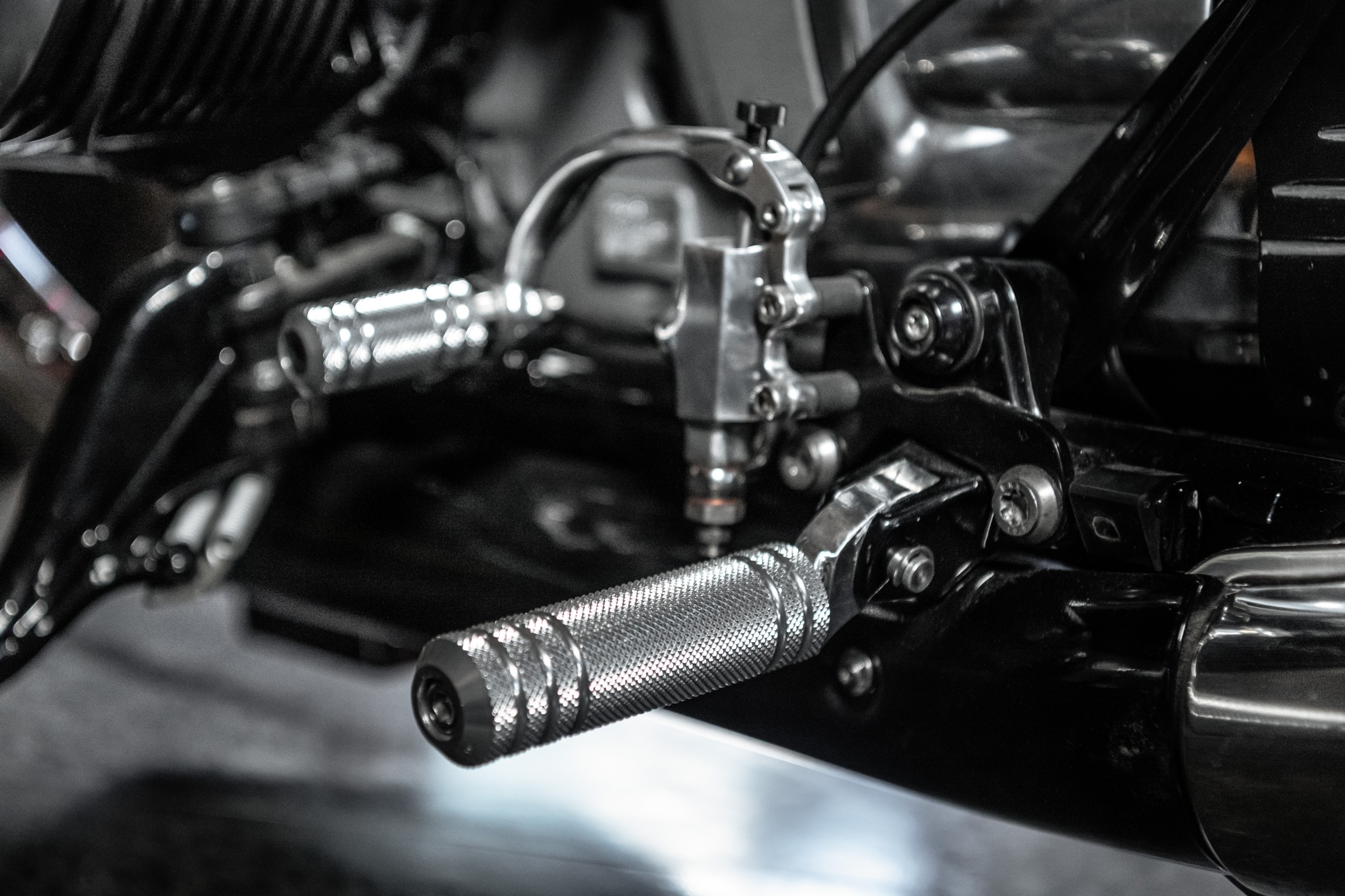 New BMW Motorrad R18 Magnifica Chopper Is A Piece Of Art