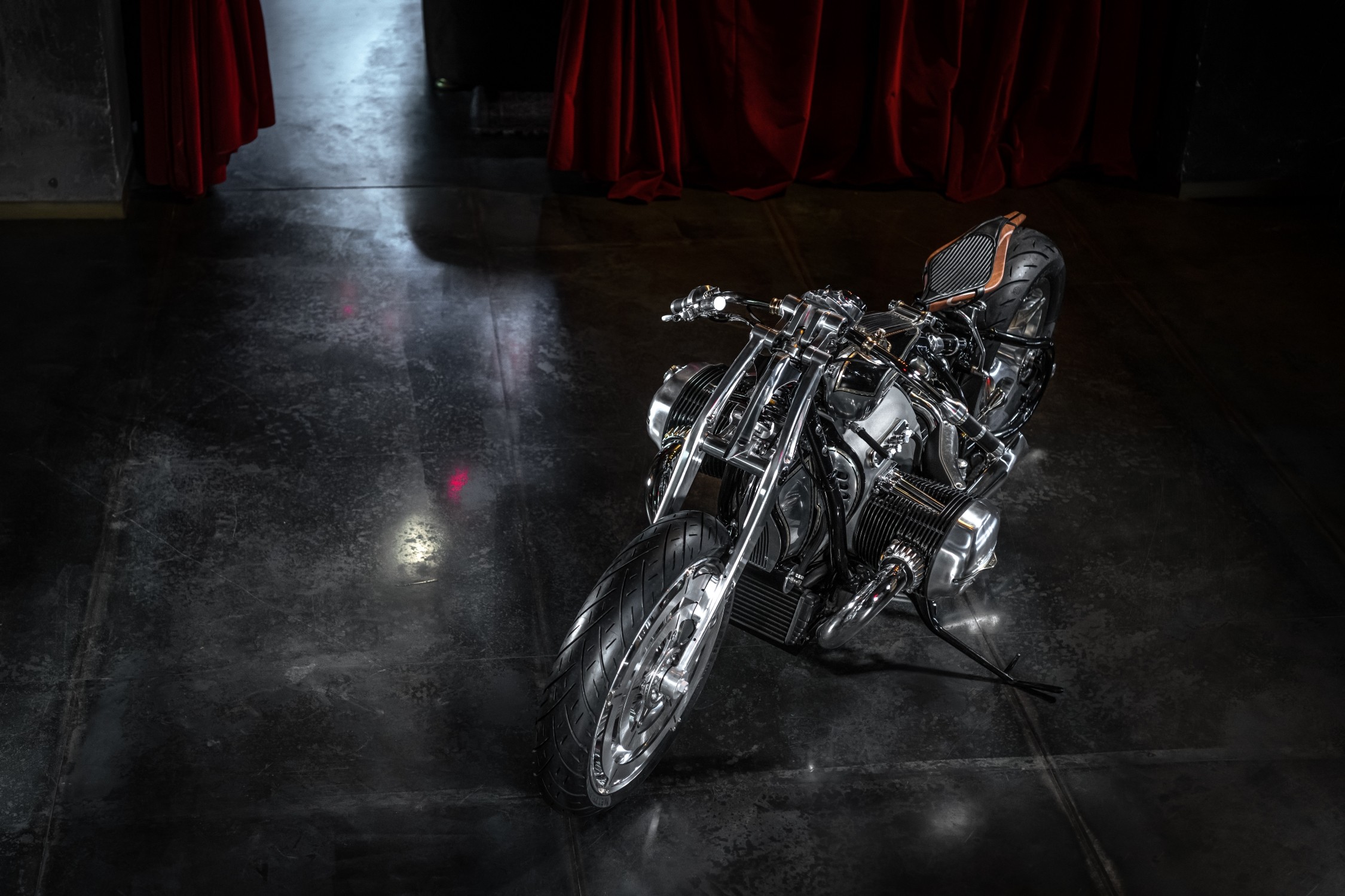 New BMW Motorrad R18 Magnifica Chopper Is A Piece Of Art