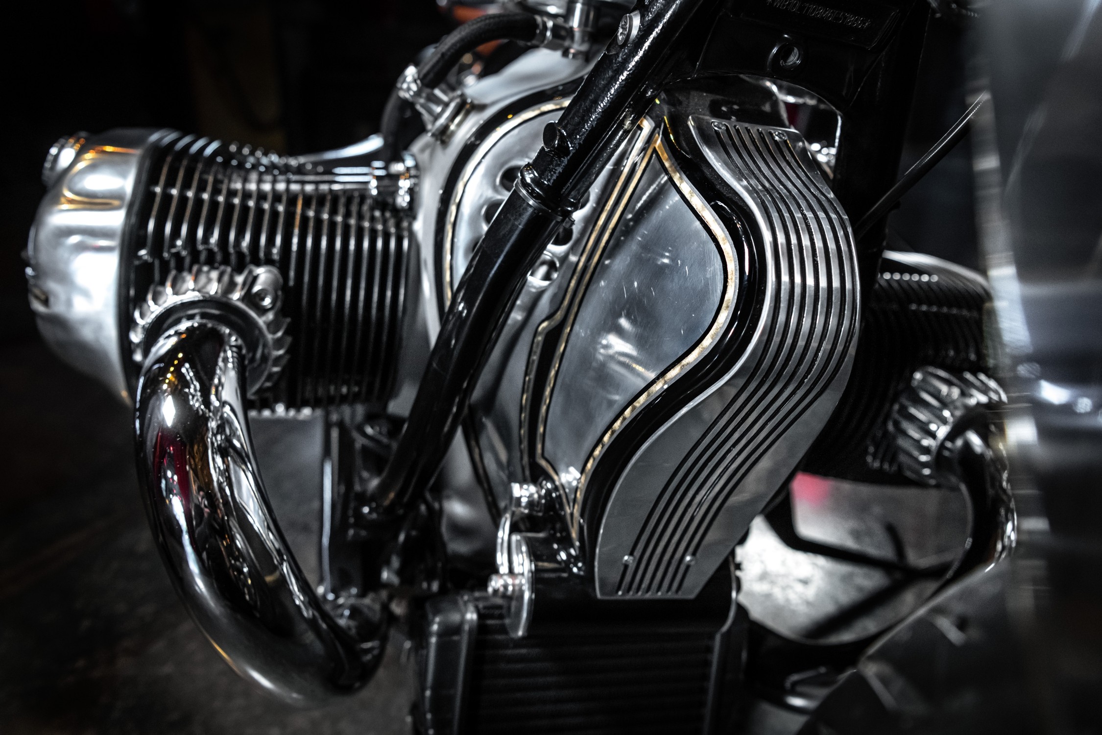 New BMW Motorrad R18 Magnifica Chopper Is A Piece Of Art