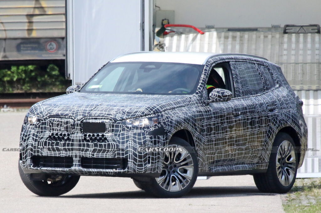 Next-Gen 2025 BMW X3 Spied For The First Time Looking Like A Larger X1 |  Carscoops