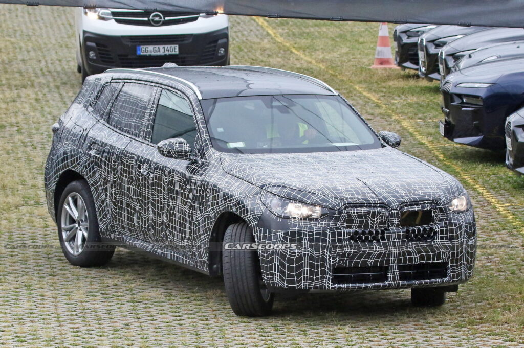 Next-Gen 2025 BMW X3 Spied For The First Time Looking Like A Larger X1 |  Carscoops