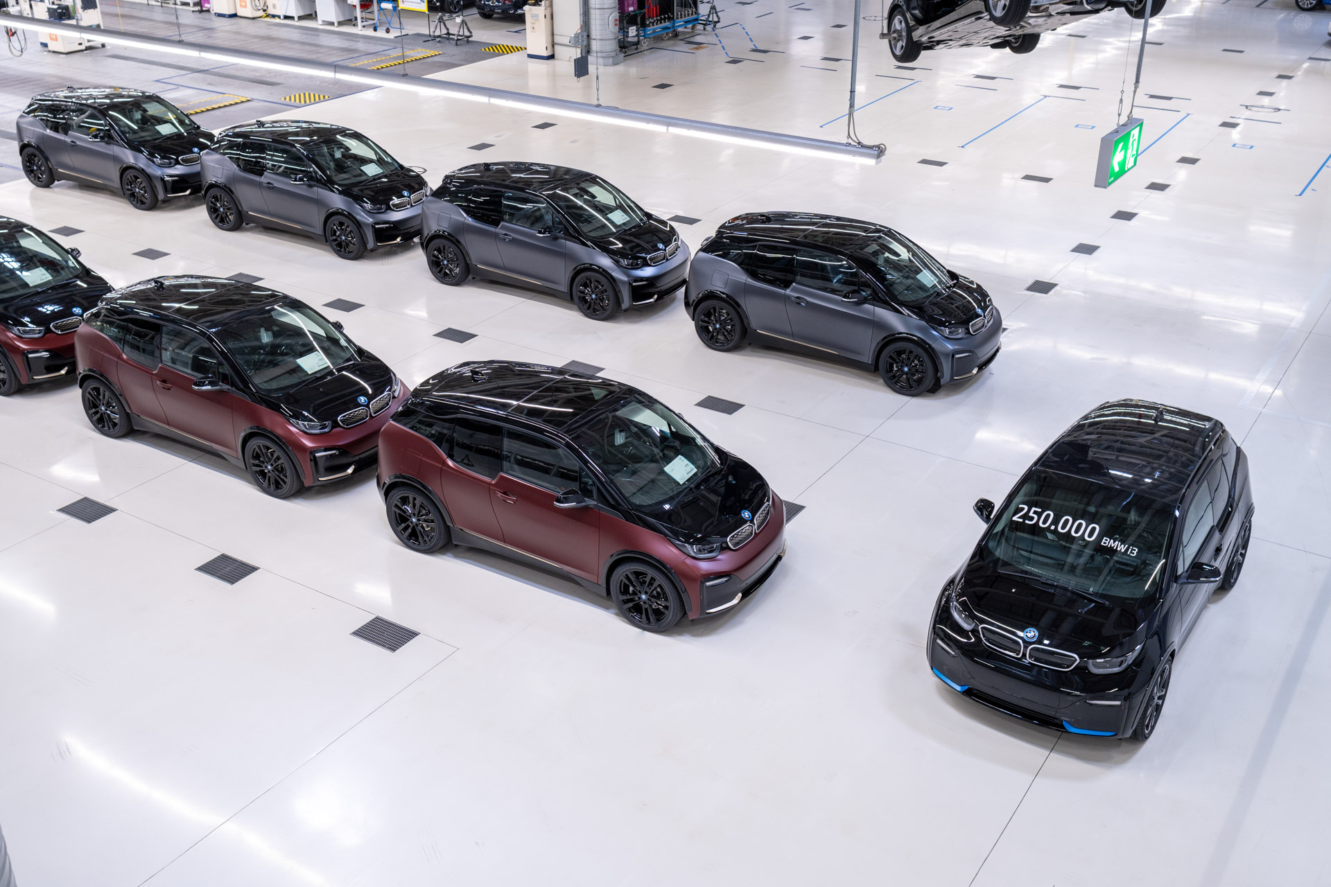 BMW i3 Bows Out With 10 Special Home Run Editions