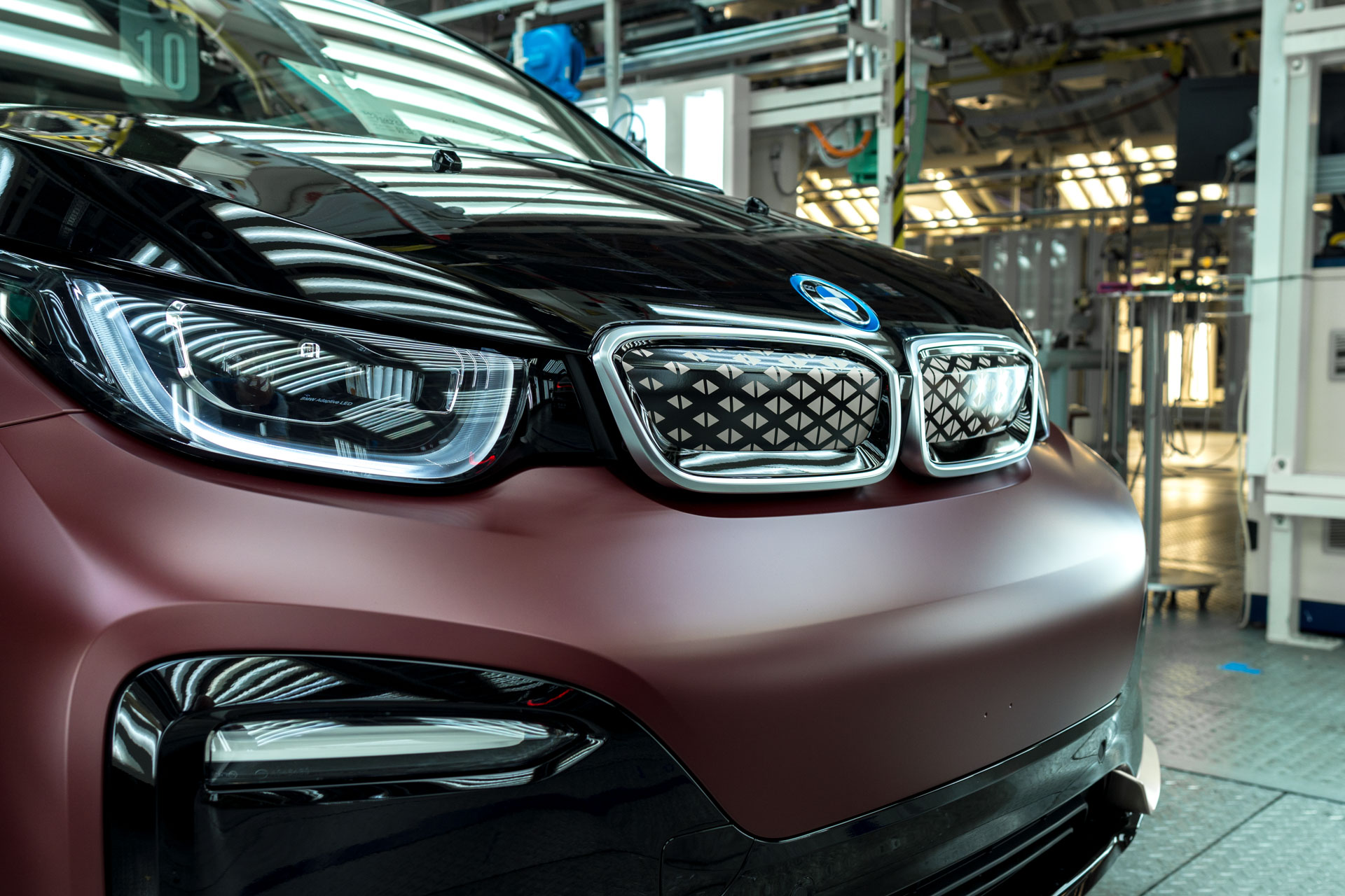 BMW i3 Bows Out With 10 Special Home Run Editions