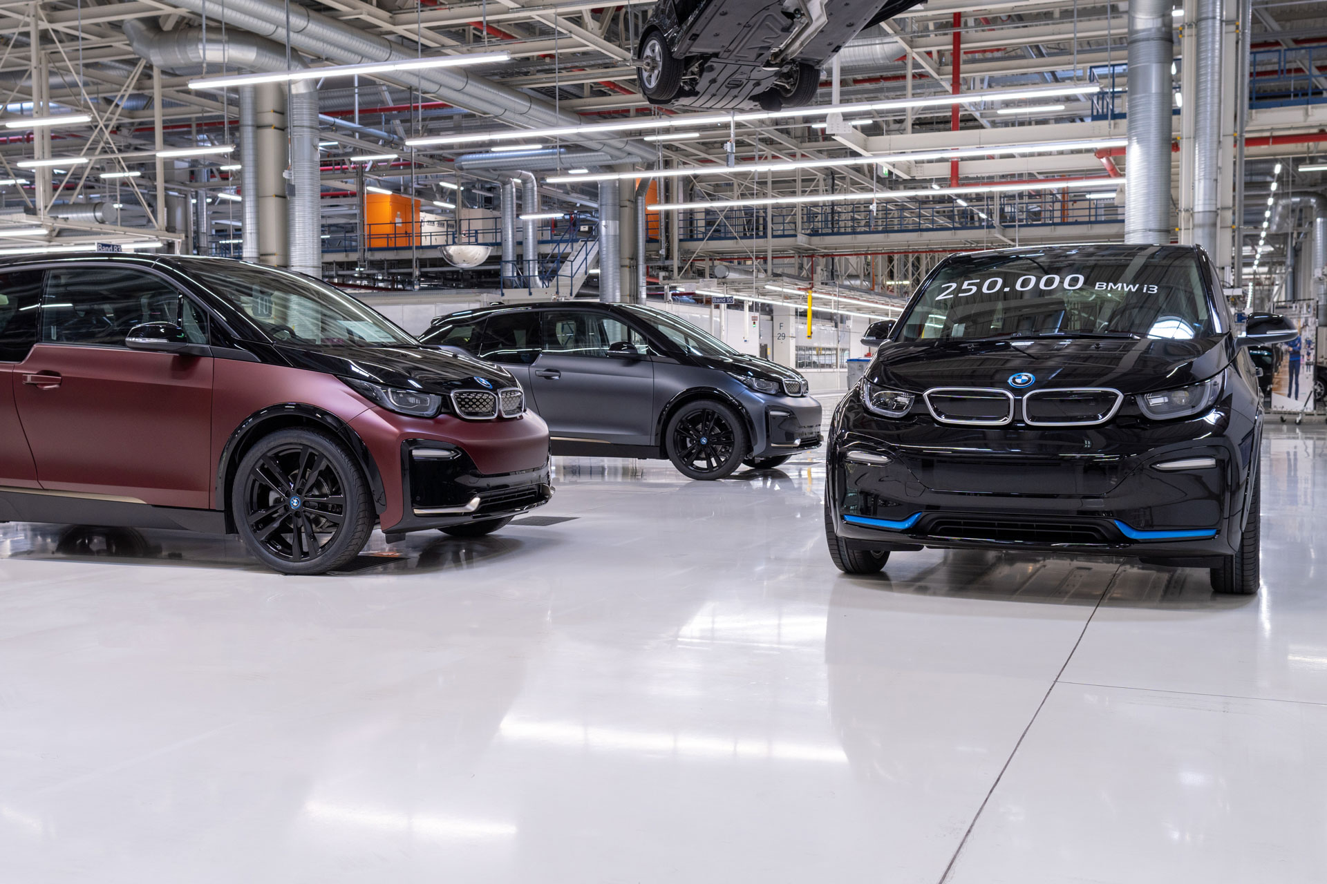 BMW i3 Bows Out With 10 Special Home Run Editions